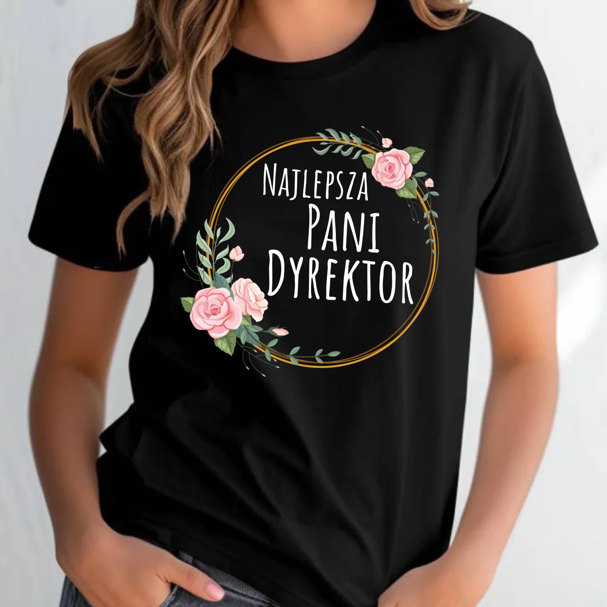 Koszulka damska dla dyrektorki szkoły - Najlepsza Pani Dyrektor N77 - StoryCups.pl
