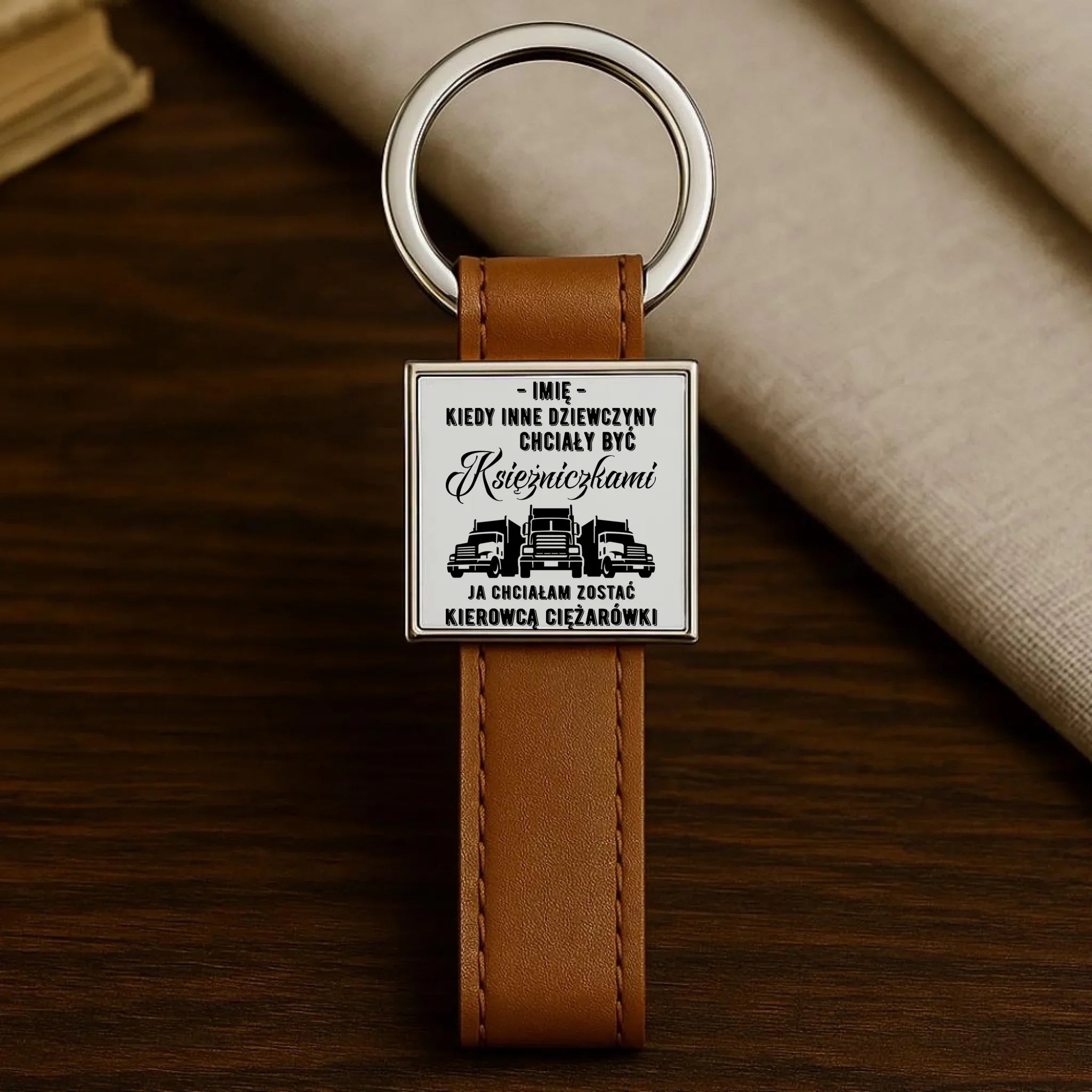 Brelok dla kierowcy ciężarówki - Nie chciałam być księżniczką - personalizowany ZKT08 - StoryCups.pl