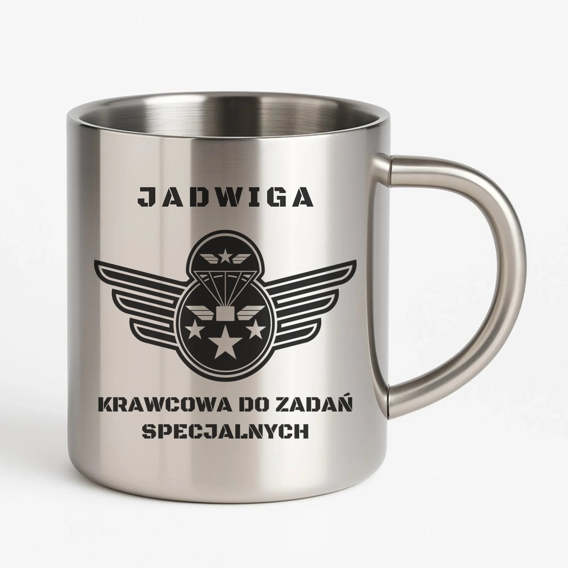 Kubek metalowy szyciowy dla krawcowej - Krawcowa do zadań specjalnych HS38 - StoryCups.pl
