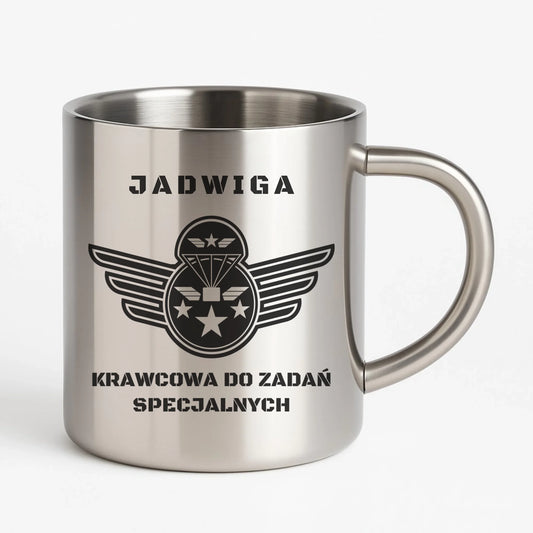Kubek metalowy szyciowy dla krawcowej - Krawcowa do zadań specjalnych HS38 - StoryCups.pl