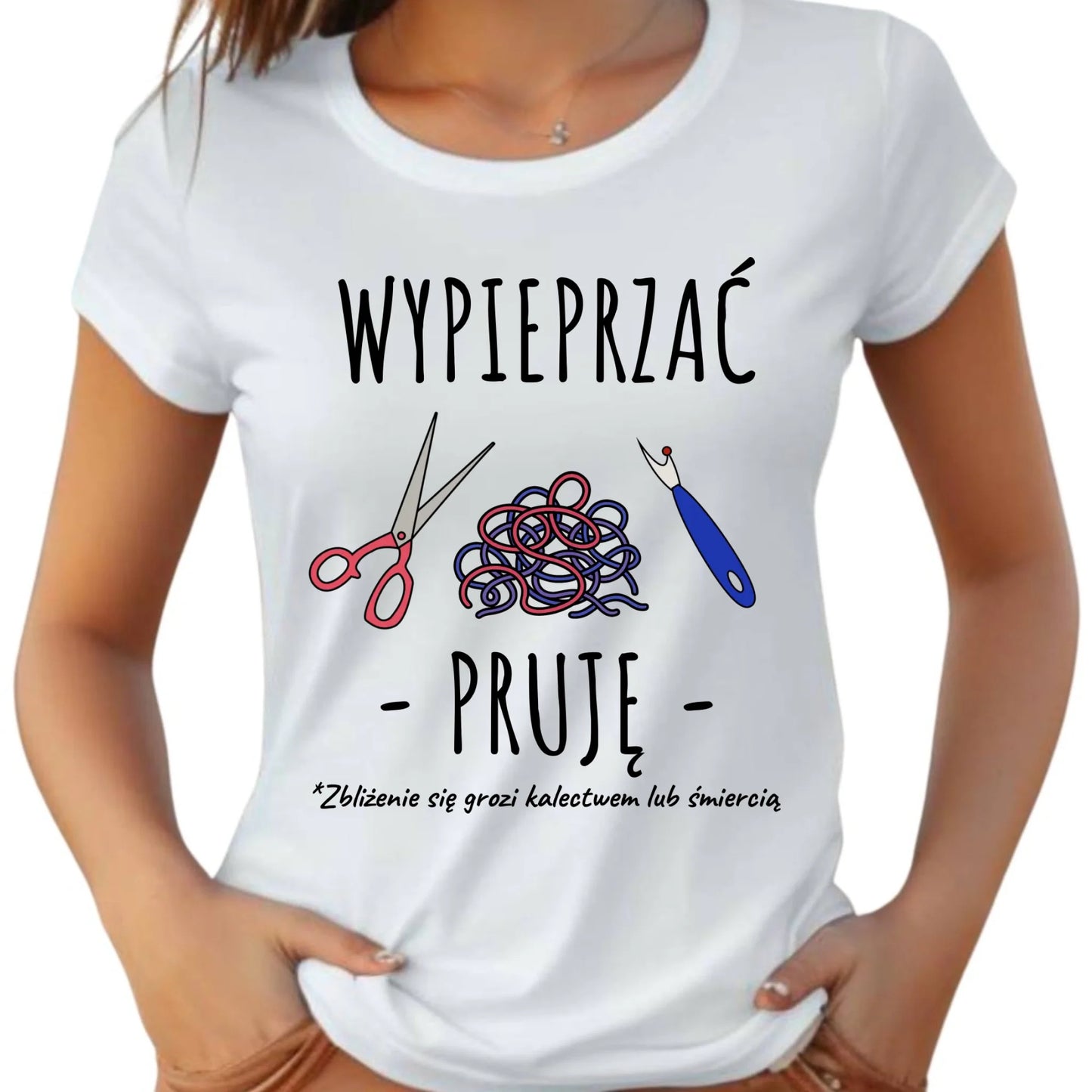 Koszulka damska szyciowa dla krawcowej - Wypieprzać, pruję HS08 - StoryCups.pl