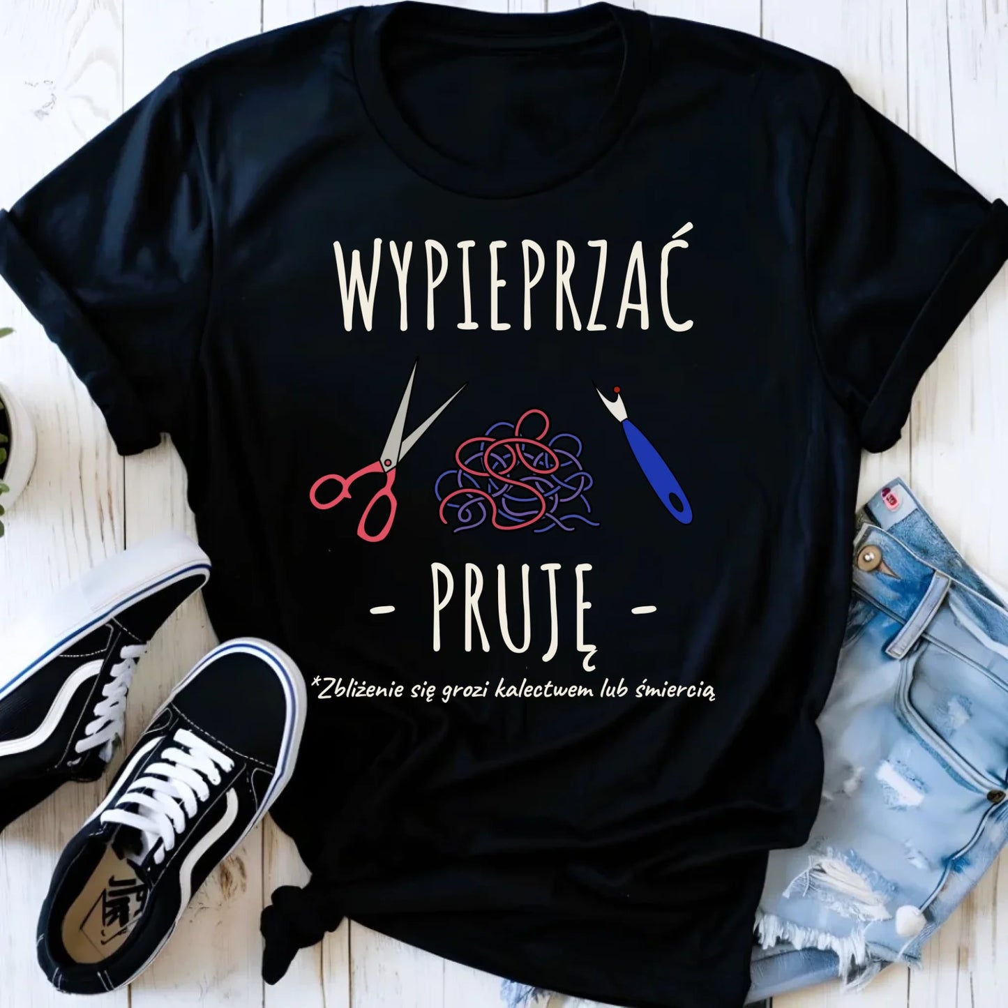 Koszulka damska szyciowa dla krawcowej - Wypieprzać, pruję HS08 - StoryCups.pl