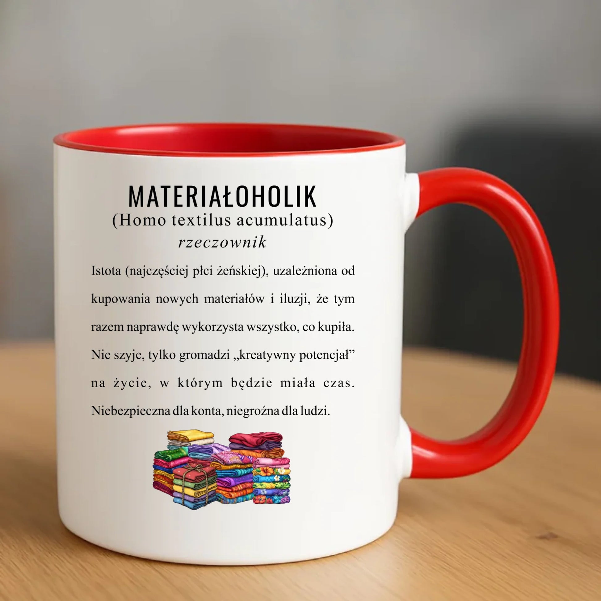Kubek szyciowy dla krawcowej – Materiałoholik definicja HS11 - StoryCups.pl