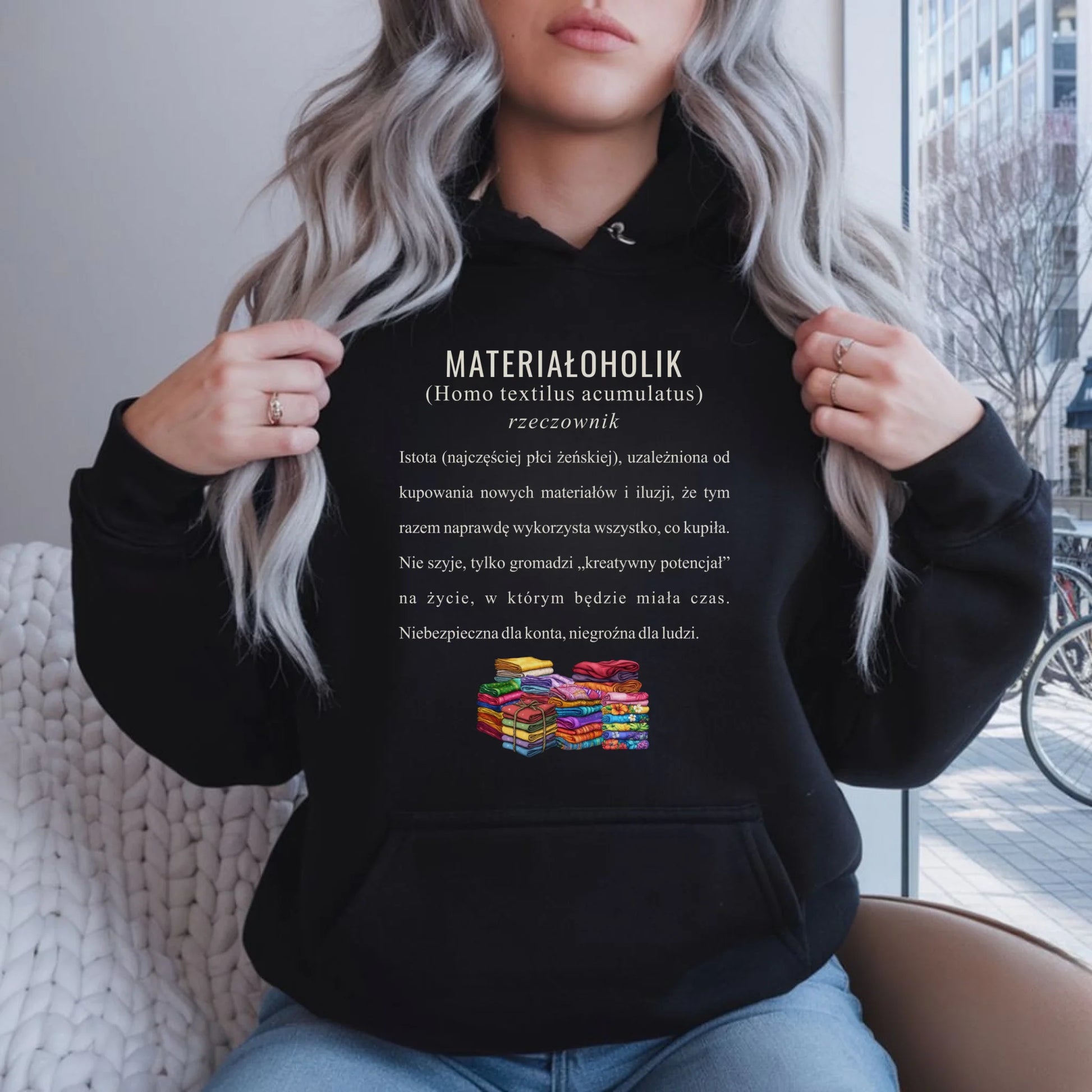 Bluza damska z kapturem szyciowa dla krawcowej - Materiałoholik definicja HS11 - StoryCups.pl