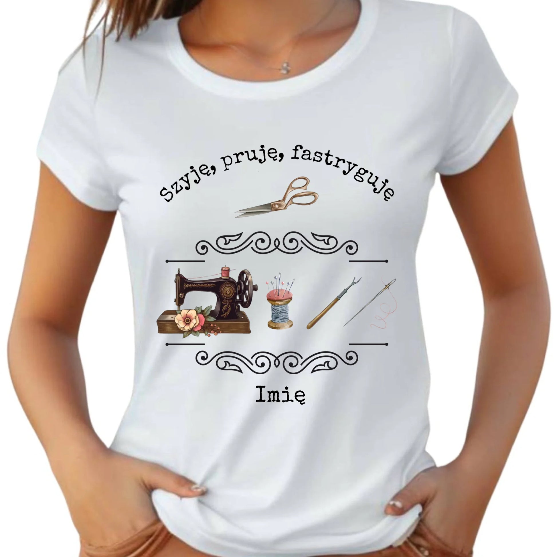Koszulka damska szyciowa dla krawcowej - Szyję, pruję, fastryguję HS13 - StoryCups.pl