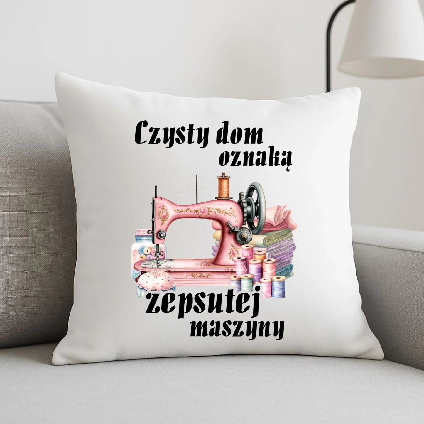 Poduszka szyciowa dla krawcowej - Czysty dom oznaką zepsutej maszyny HS15 - StoryCups.pl