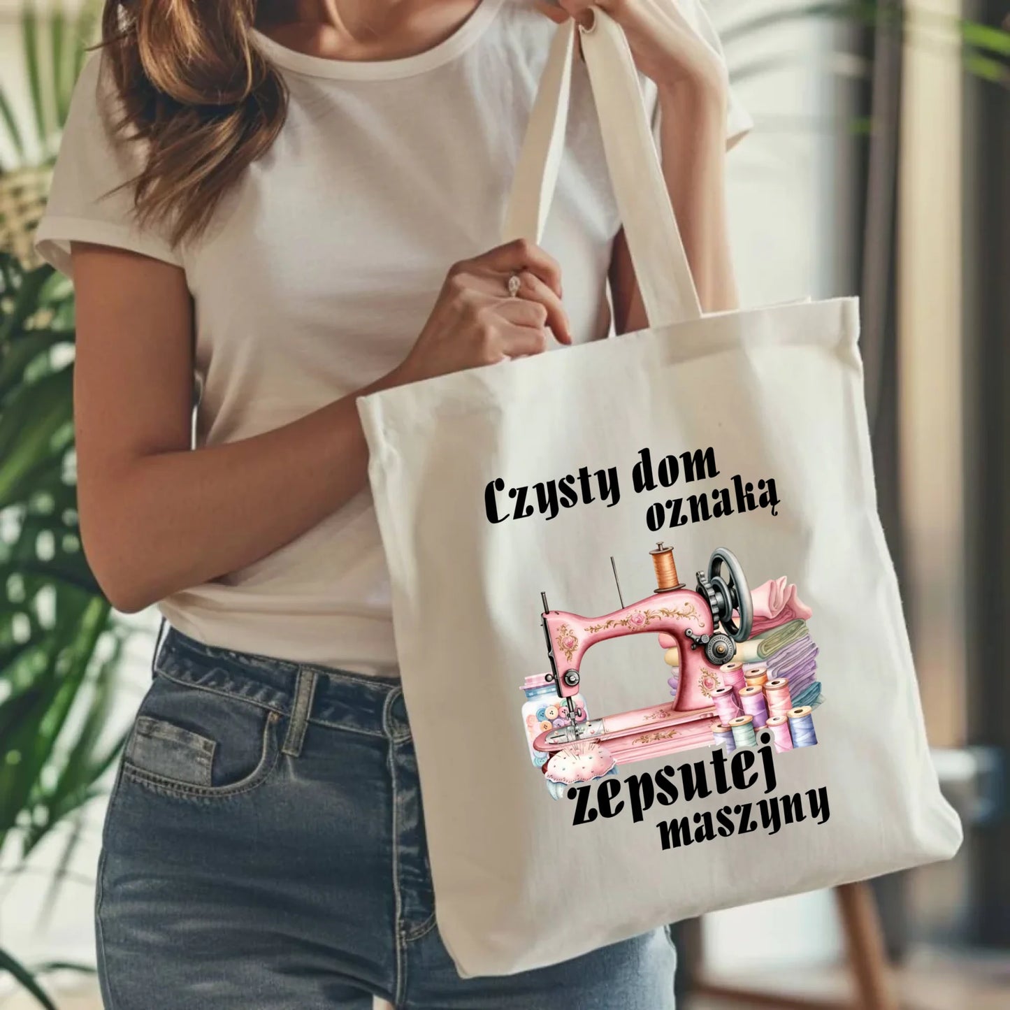 Torba szyciowa dla krawcowej - Czysty dom oznaką zepsutej maszyny HS15 - StoryCups.pl