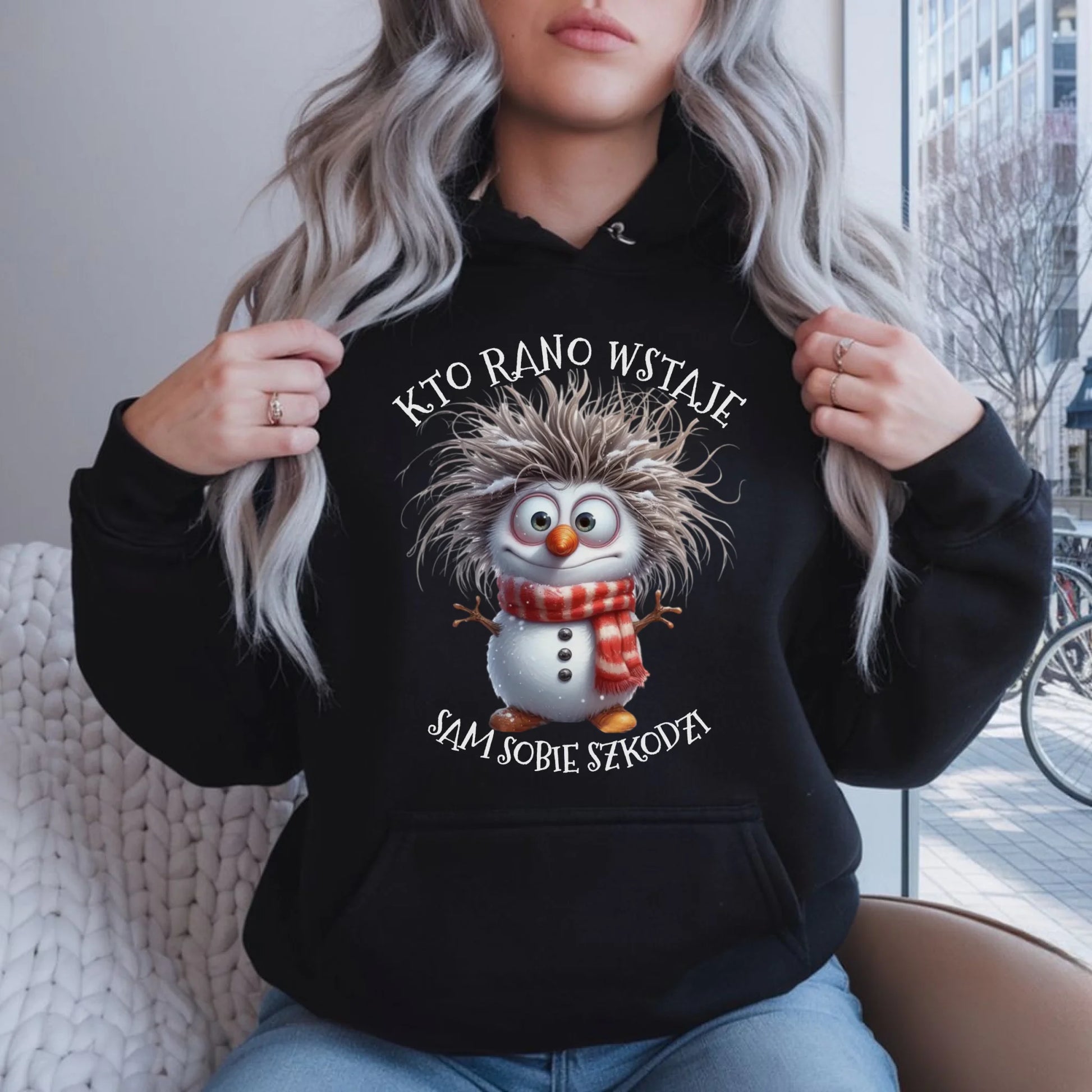 Bluza damska z kapturem świąteczna - Bałwanek - Kto rano wstaje sam sobie szkodzi BN133 - StoryCups.pl