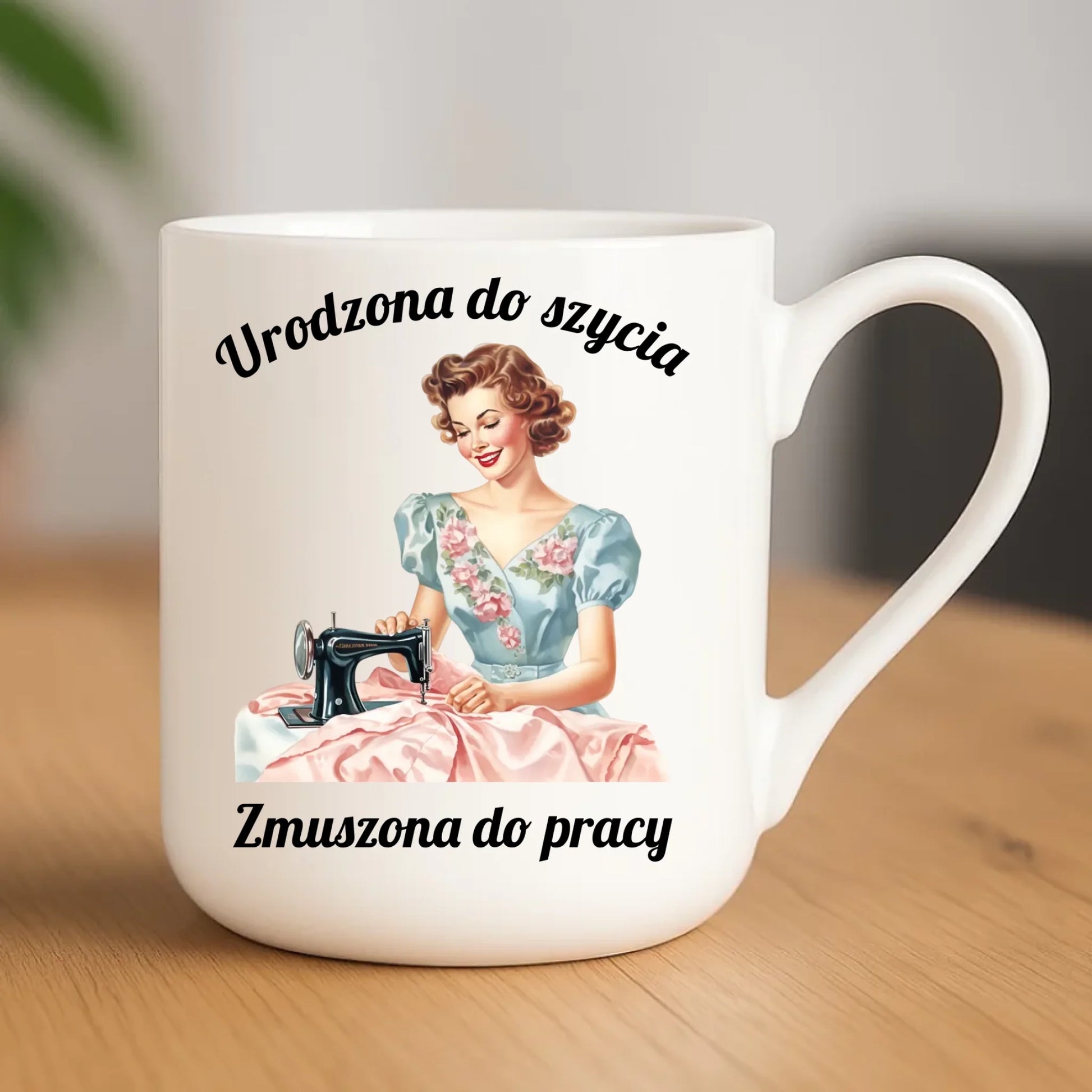 Kubek elegant szyciowy dla krawcowej - Urodzona do szycia HS18 - StoryCups.pl