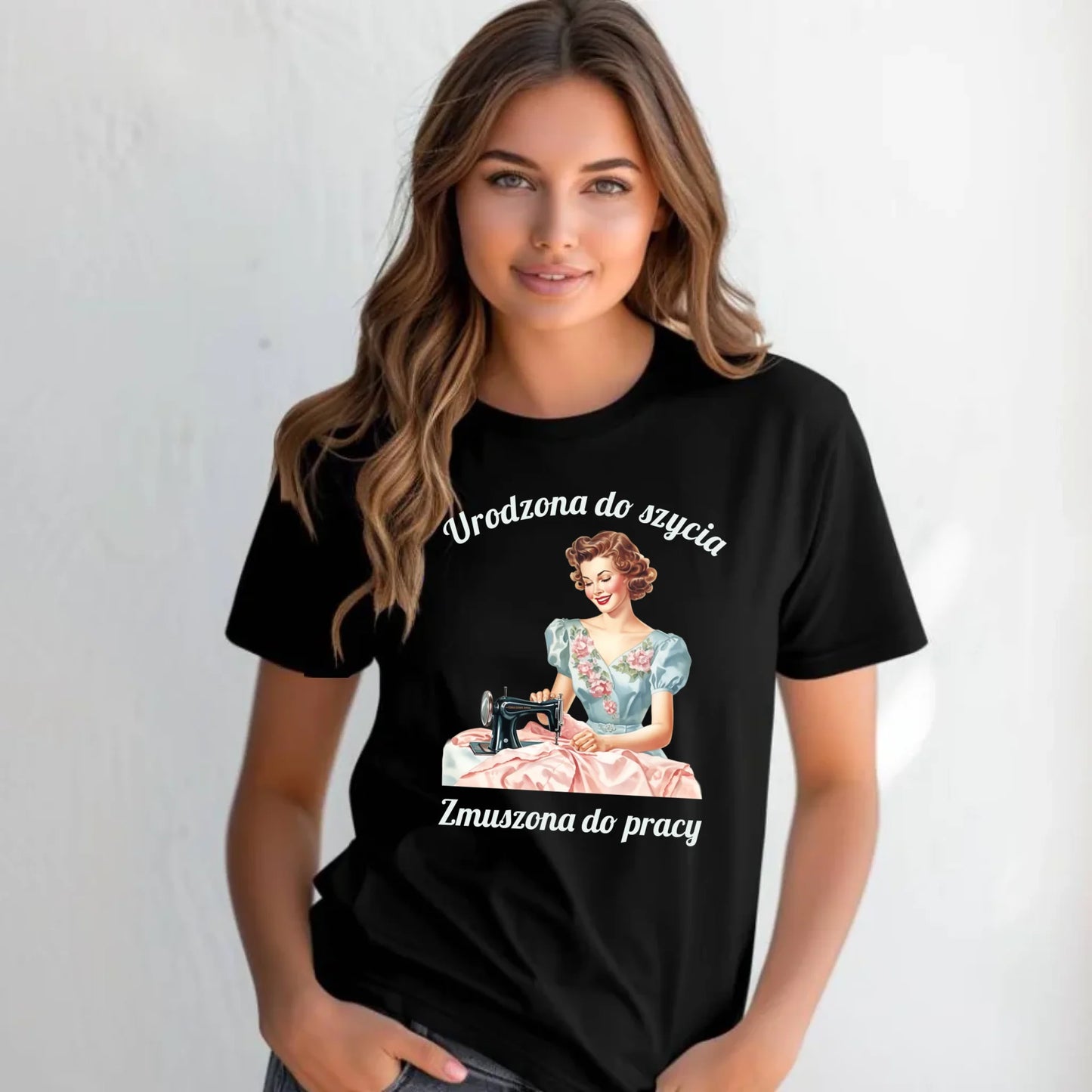Koszulka damska szyciowa dla krawcowej - Urodzona do szycia HS18 - StoryCups.pl