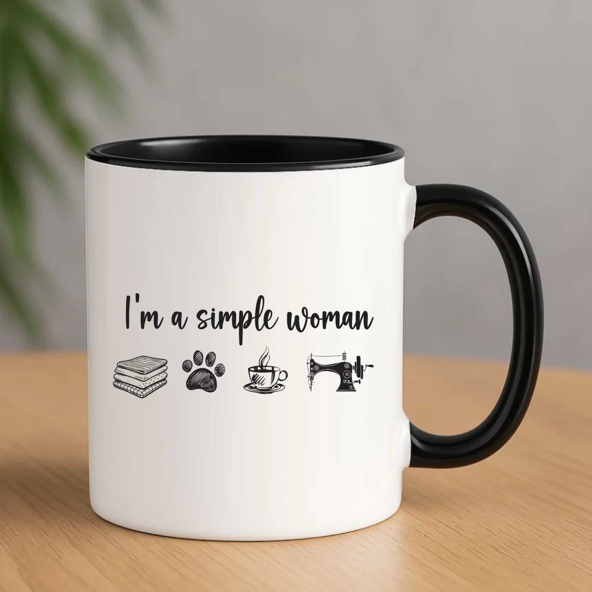 Kubek szyciowy dla krawcowej – I'm a simple woman HS20 - StoryCups.pl