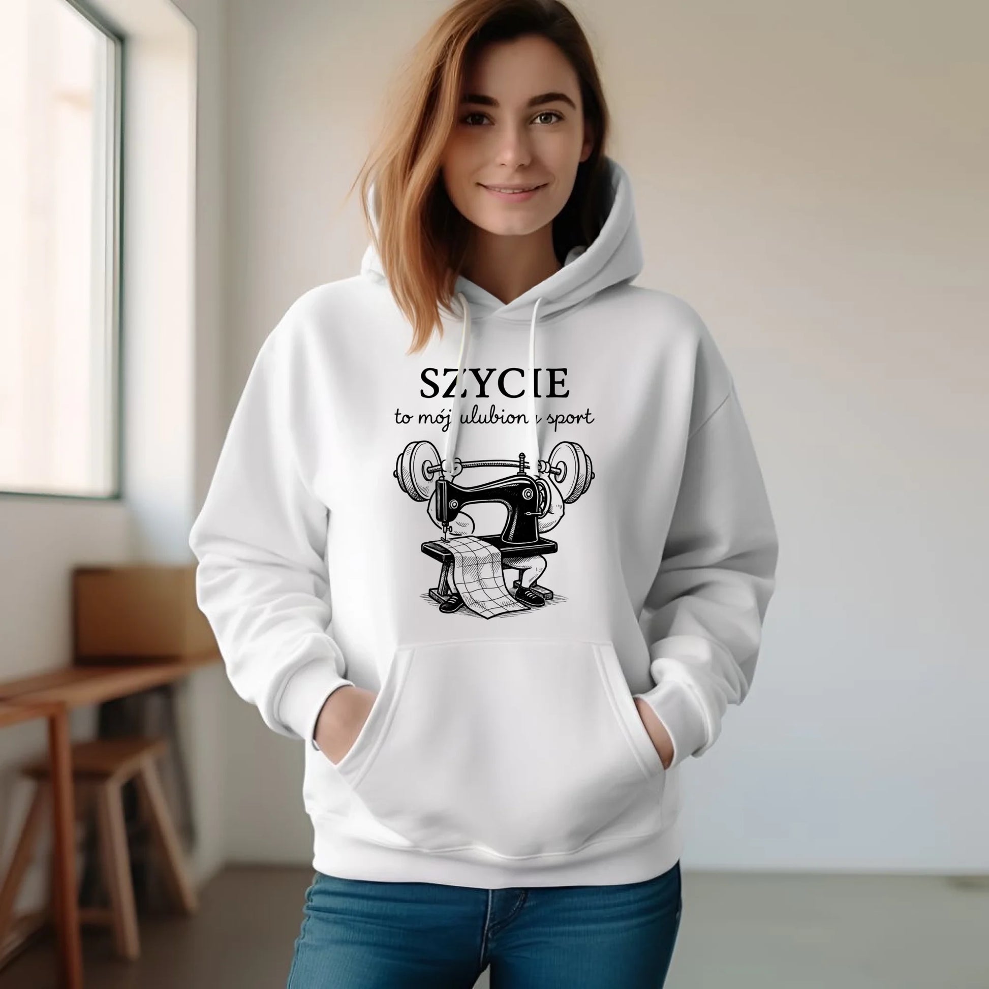 Bluza damska z kapturem szyciowa dla krawcowej - Szycie to mój ulubiony sport HS23 - StoryCups.pl