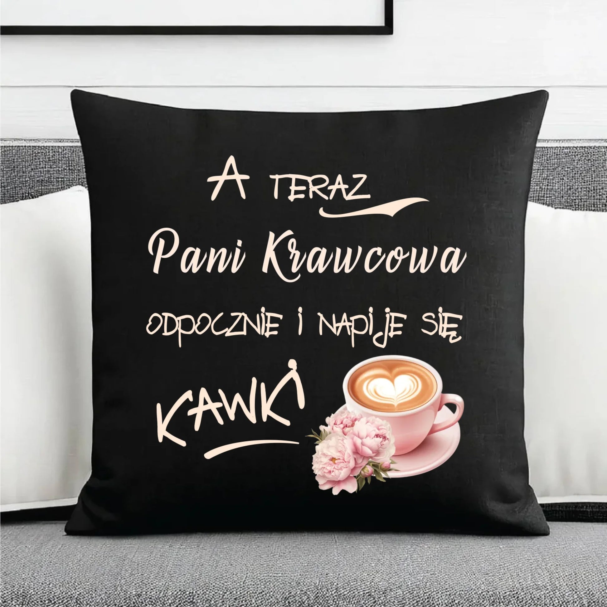 Poduszka dekoracyjna szyciowa dla krawcowej - Napije się kawki HS27 - StoryCups.pl