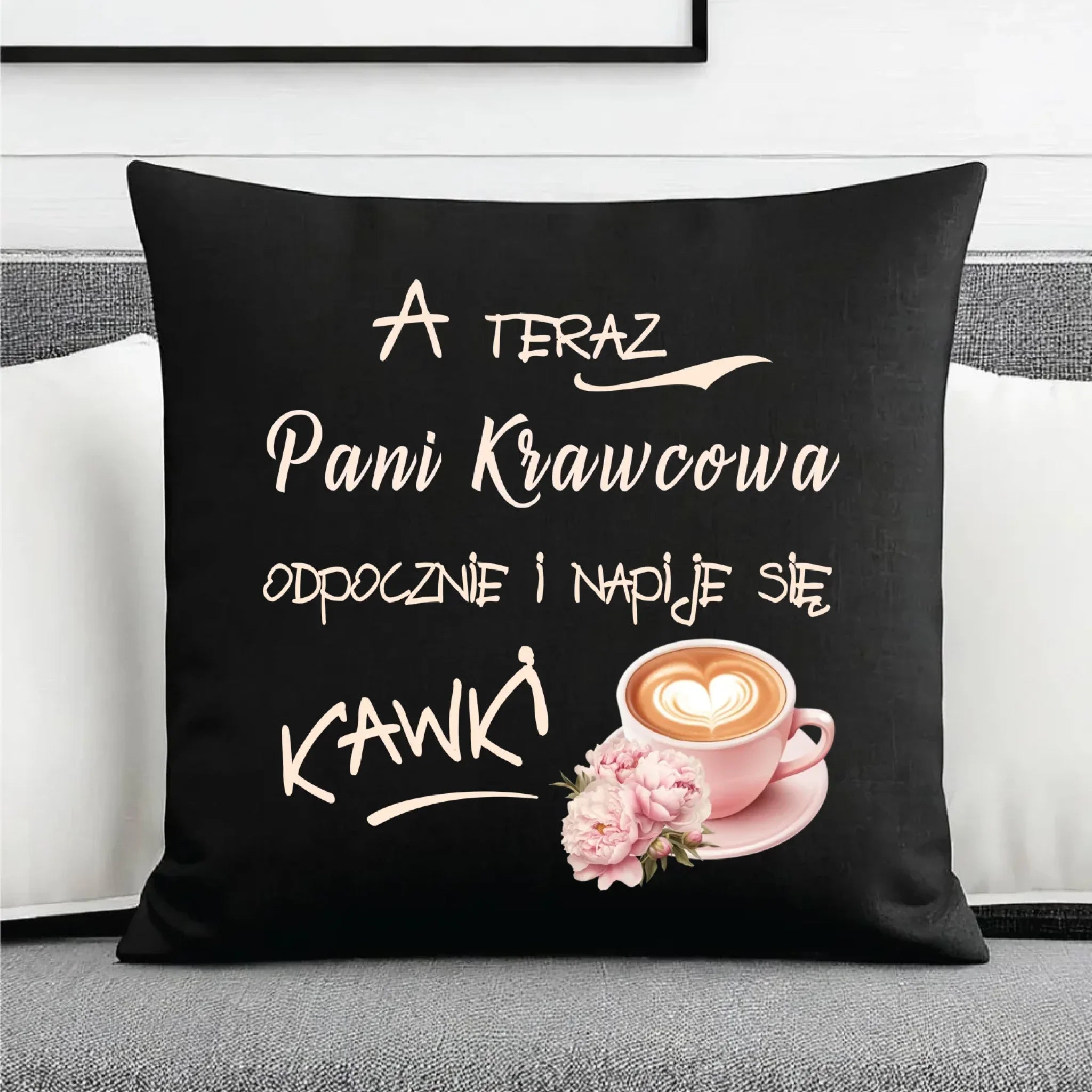 Poduszka dekoracyjna szyciowa dla krawcowej - Napije się kawki HS27 - StoryCups.pl