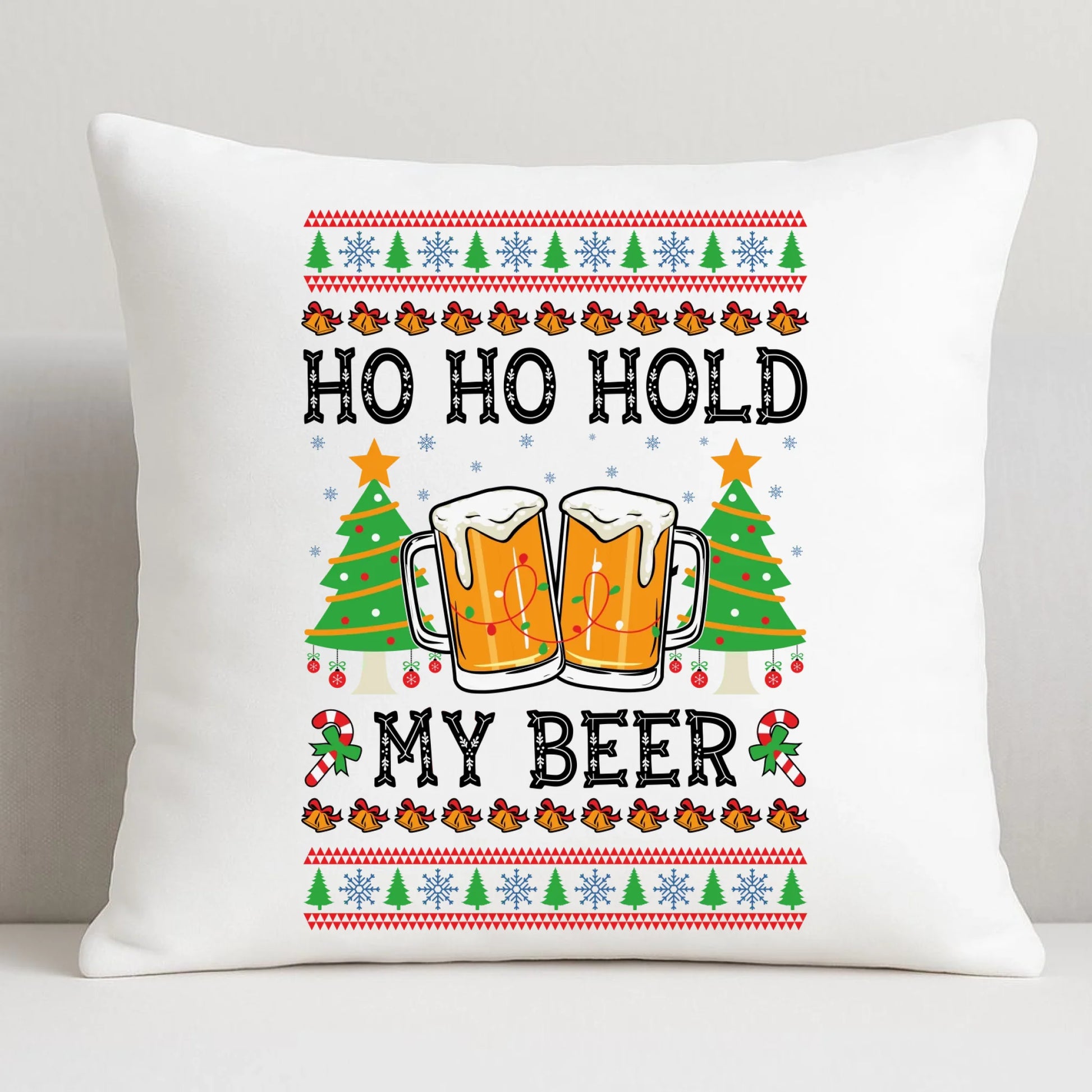 Poduszka świąteczna - Ho ho hold my beer BN131 - StoryCups.pl