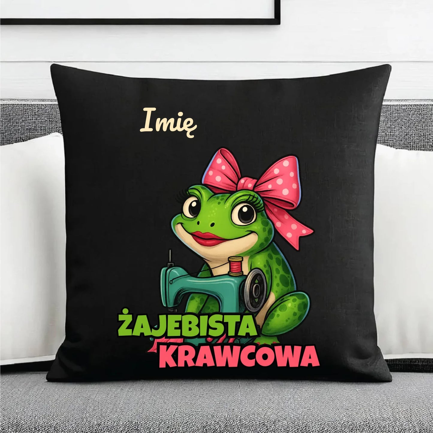 Poduszka dekoracyjna szyciowa dla krawcowej - Żajebista Krawcowa - personalizowana HS32 - StoryCups.pl