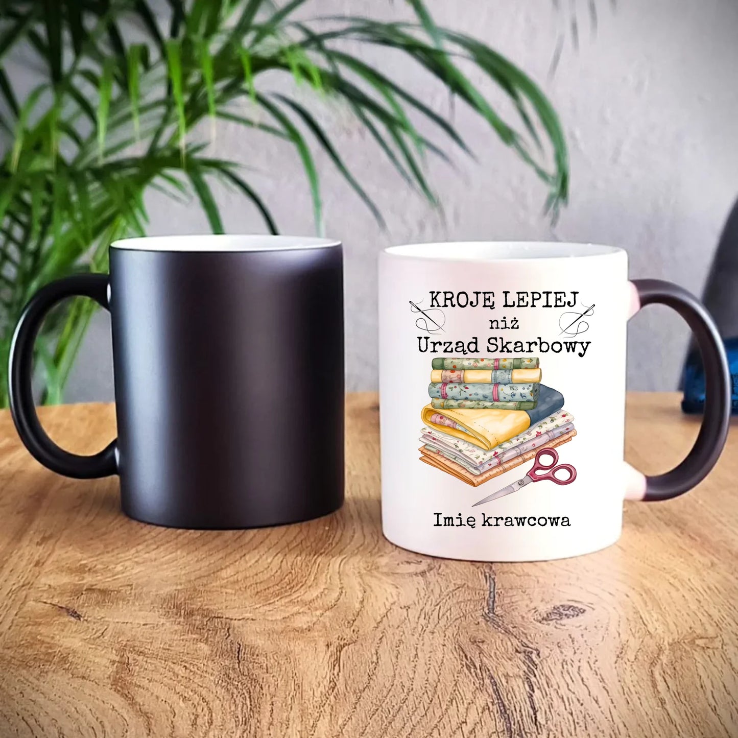 Kubek magiczny szyciowy dla krawcowej - Kroję lepiej niż US - personalizowany HS33 - StoryCups.pl