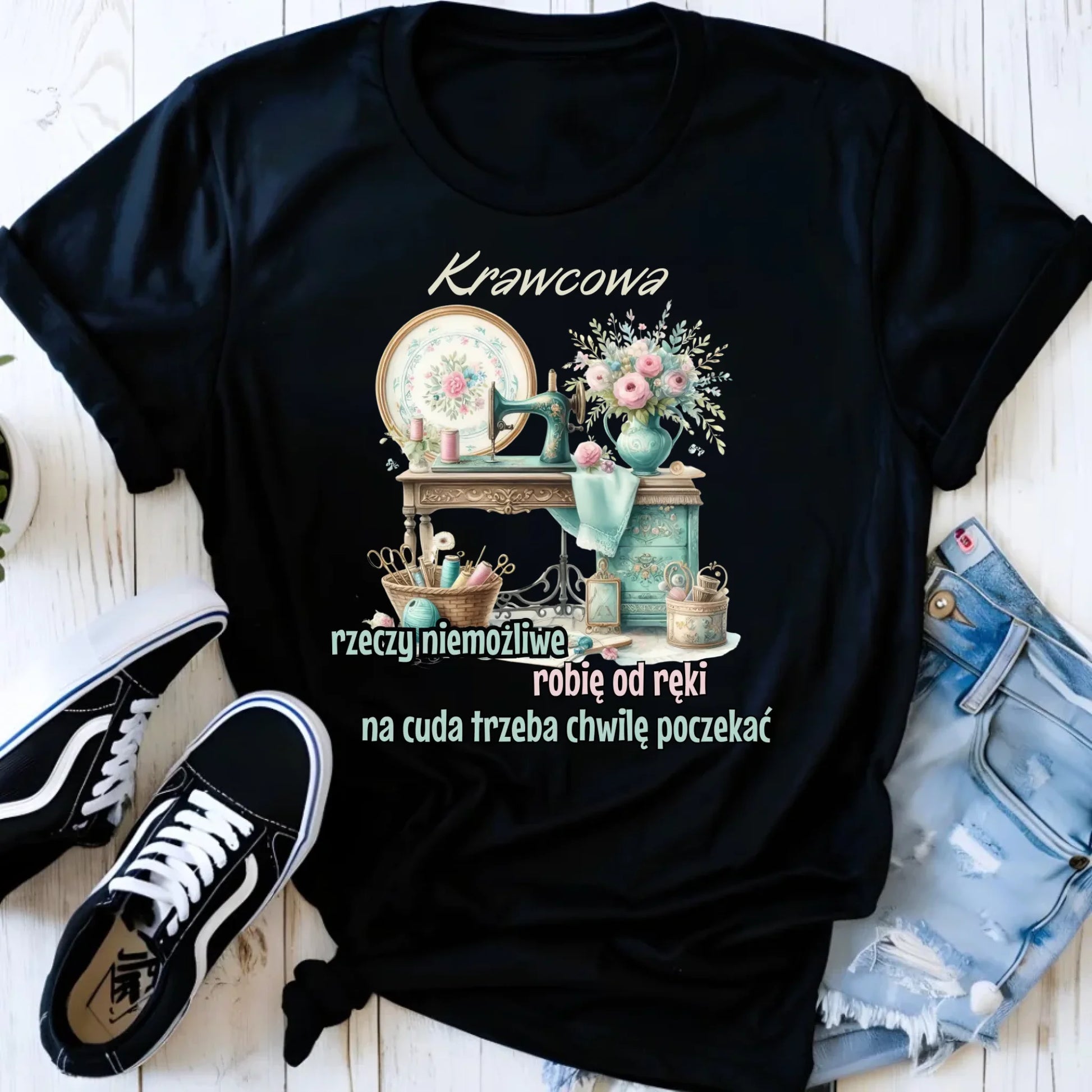 Koszulka damska szyciowa dla krawcowej - Rzeczy niemożliwe HS35 - StoryCups.pl