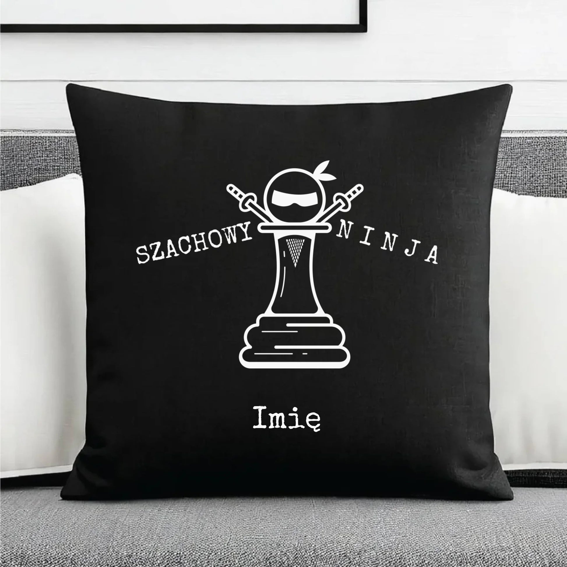 Poduszka dekoracyjna dla szachisty - Szachowy ninja - personalizowana HSZ01 - StoryCups.pl