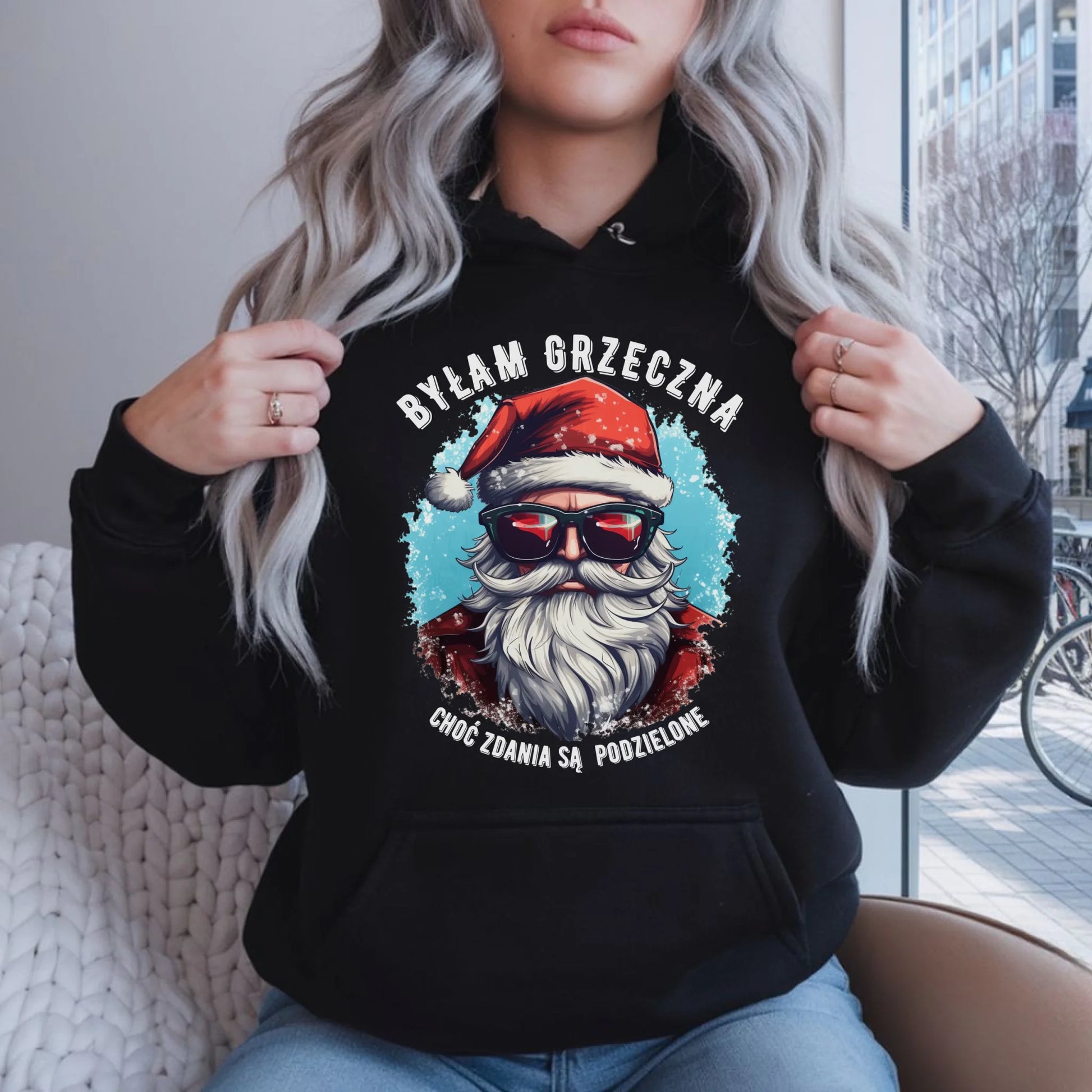Bluza damska z kapturem świąteczna - Mikołaj - Byłam grzeczna, choć zdania są podzielone BN138 - StoryCups.pl