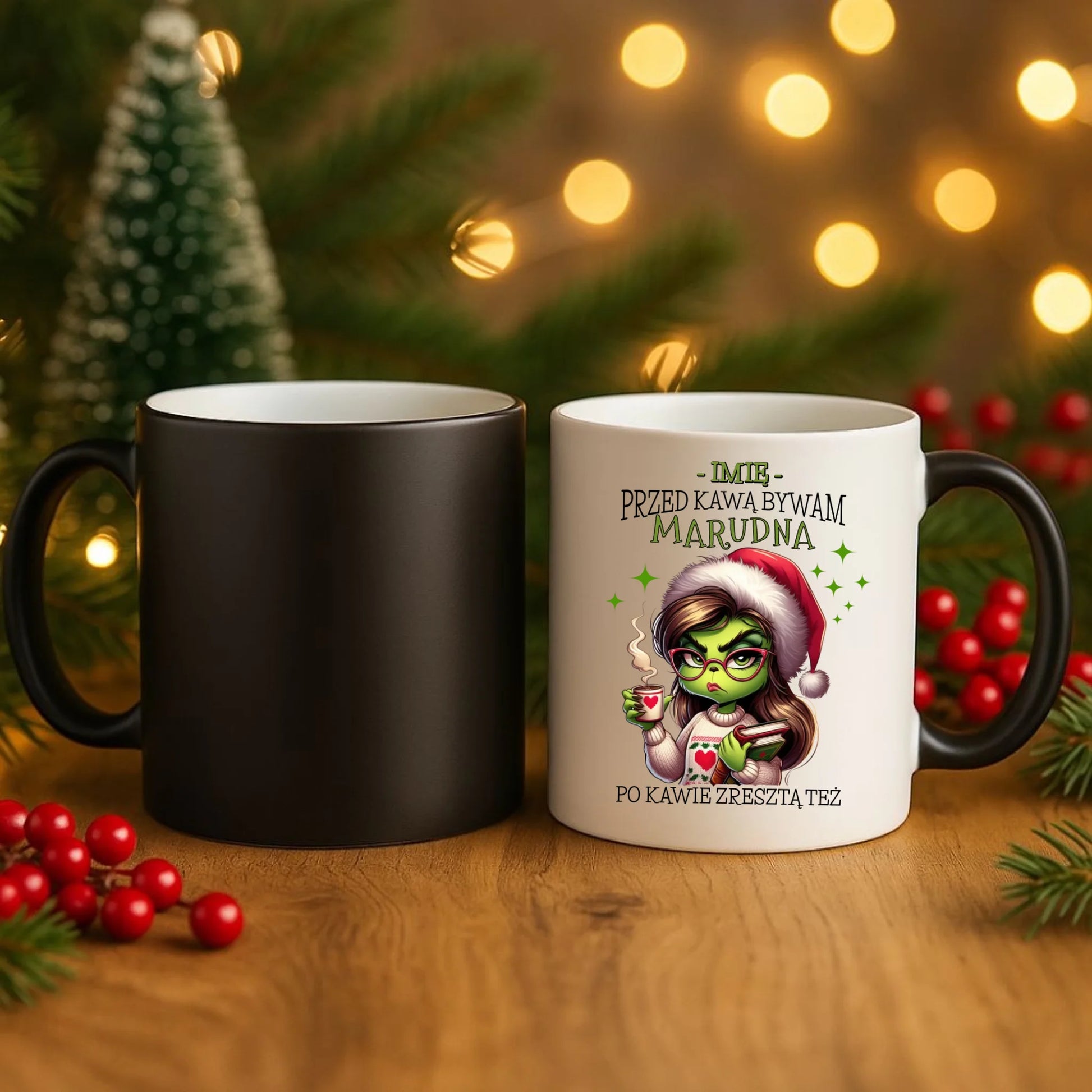 Kubek magiczny świąteczny - Grinch - Przed kawą bywam marudna - personalizowany BN116 - StoryCups.pl