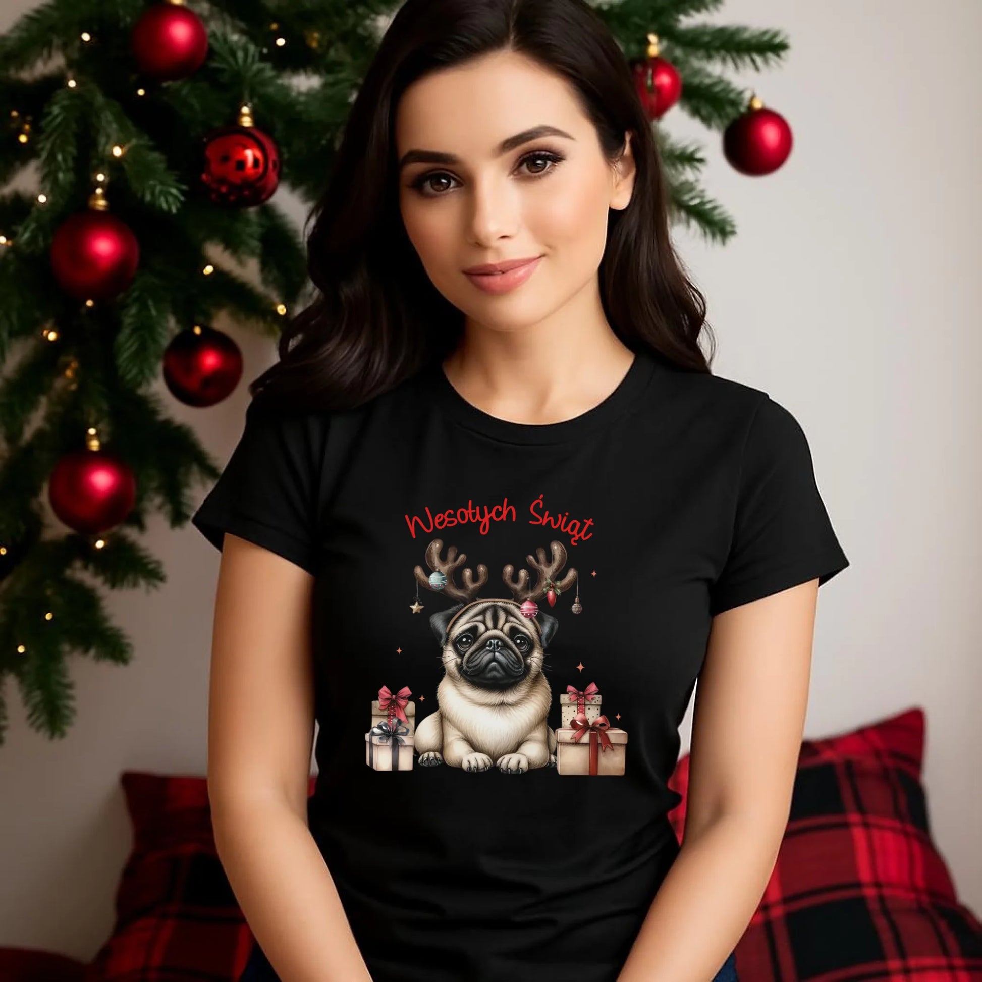 Mops Wesołych Świąt | Świąteczna koszulka damska BN91 - StoryCups.pl