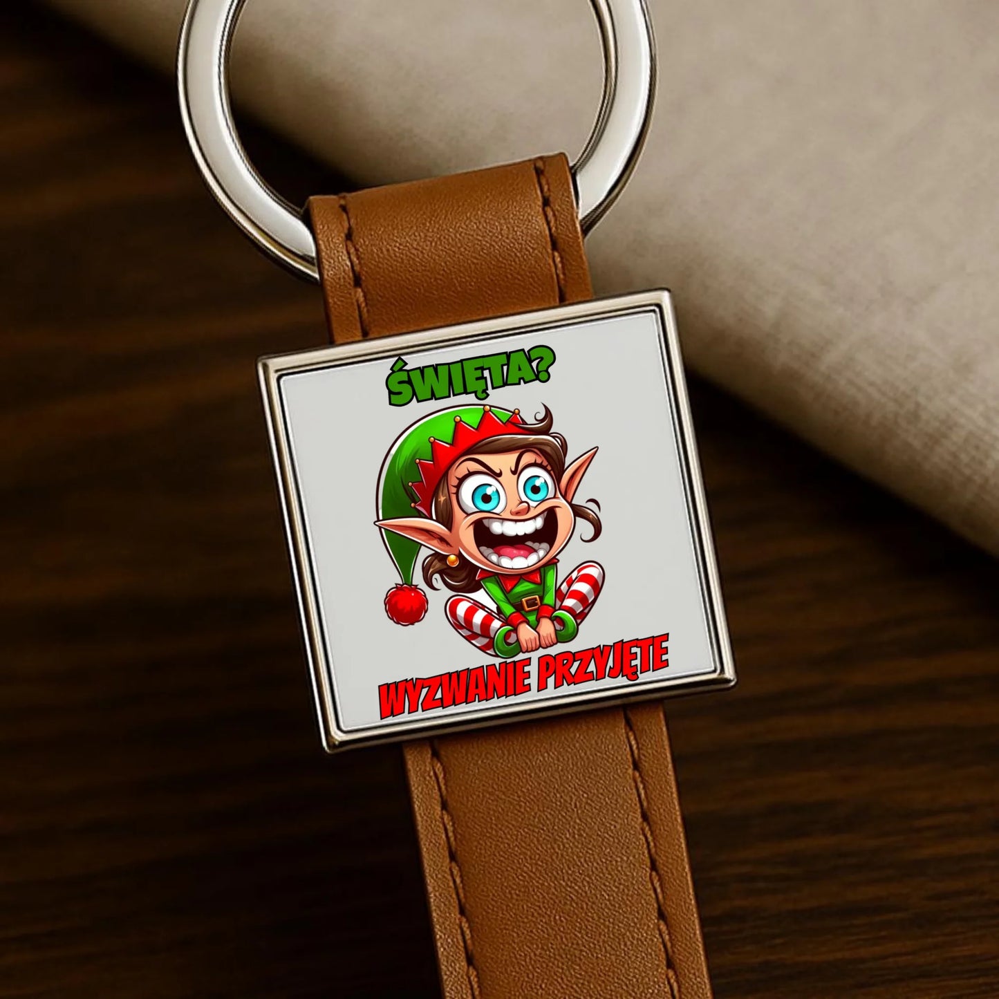 Brelok świąteczny - Skrzat Wyzwanie przyjęte BN100 - StoryCups.pl