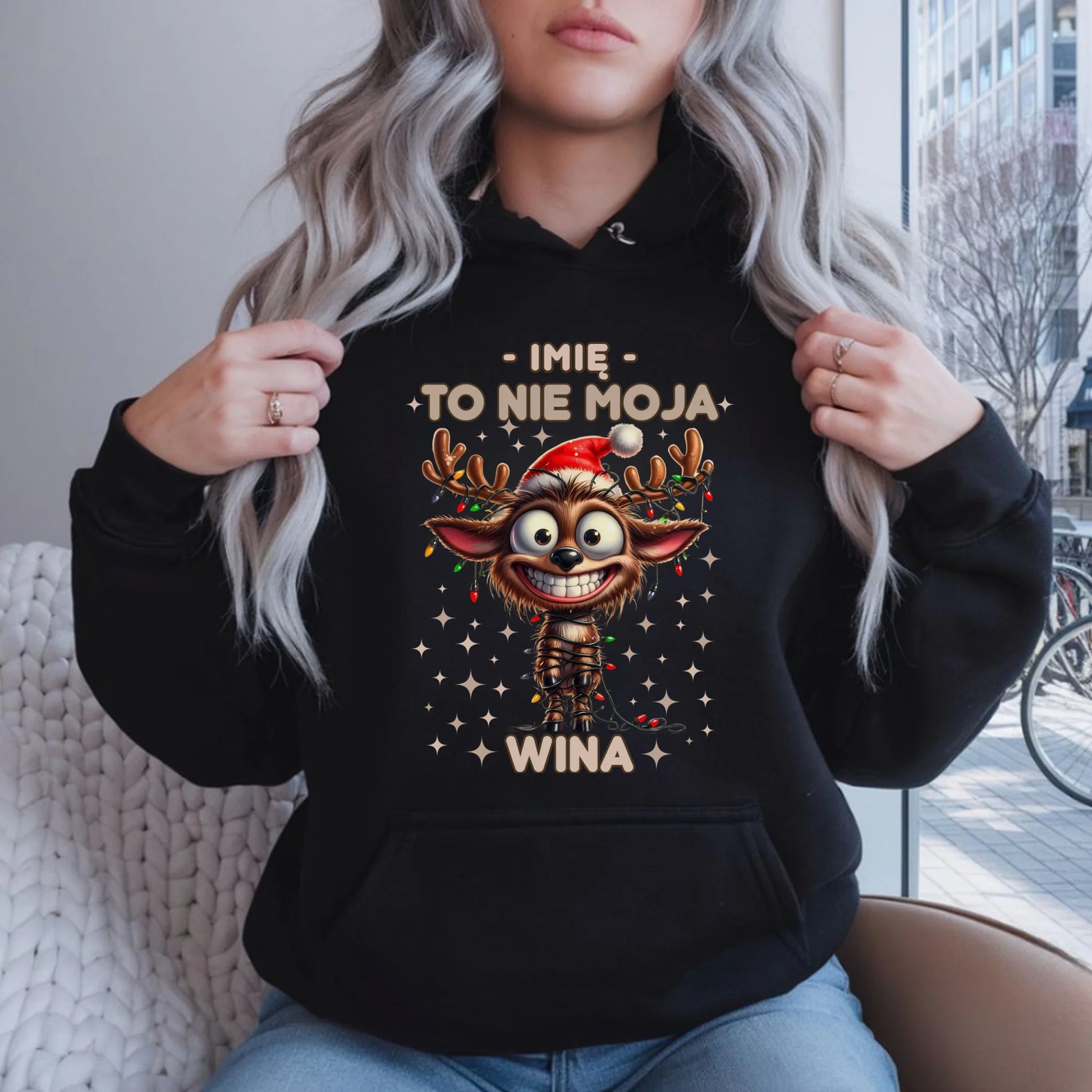 Bluza damska z kapturem świąteczna - Renifer To nie moja wina - personalizowana BN93 - StoryCups.pl