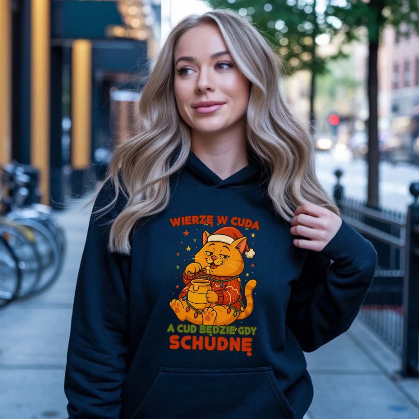 Bluza damska z kapturem świąteczna - Wierzę w cuda, a cud będzie gdy schudnę BN88 - StoryCups.pl