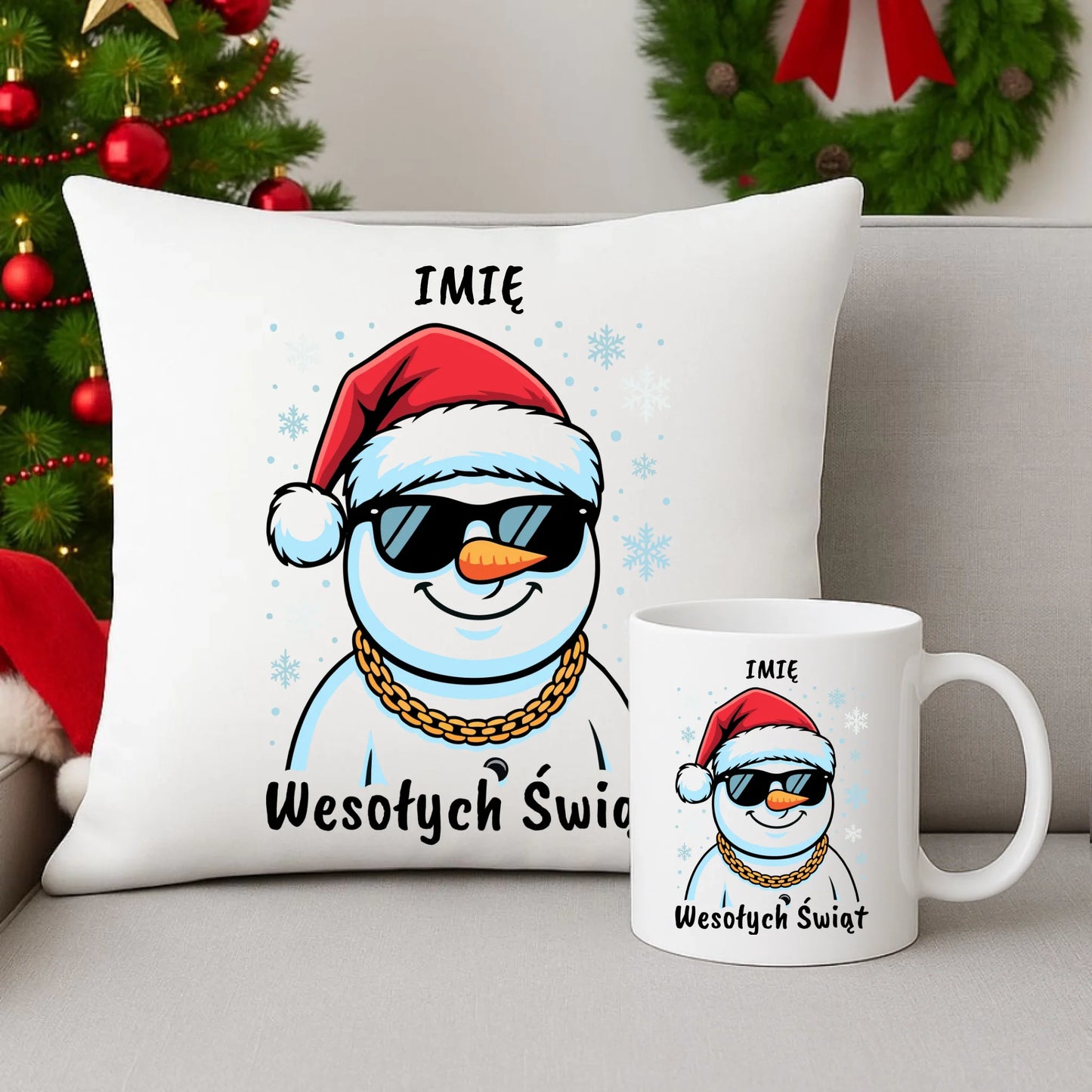 Zestaw poduszka i kubek świąteczny - Wesoły bałwan Wesołych Świąt - personalizowany BN82 - StoryCups.pl