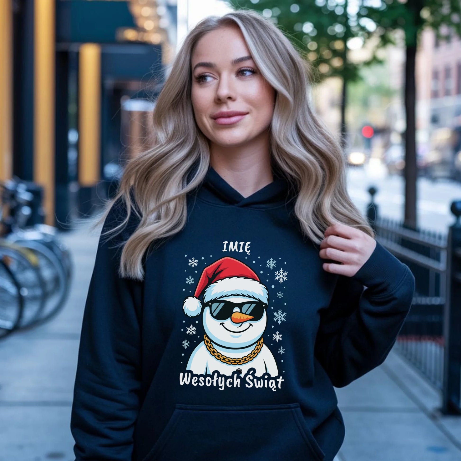 Bluza damska z kapturem świąteczna - Wesoły bałwan Wesołych Świąt - personalizowana BN82 - StoryCups.pl