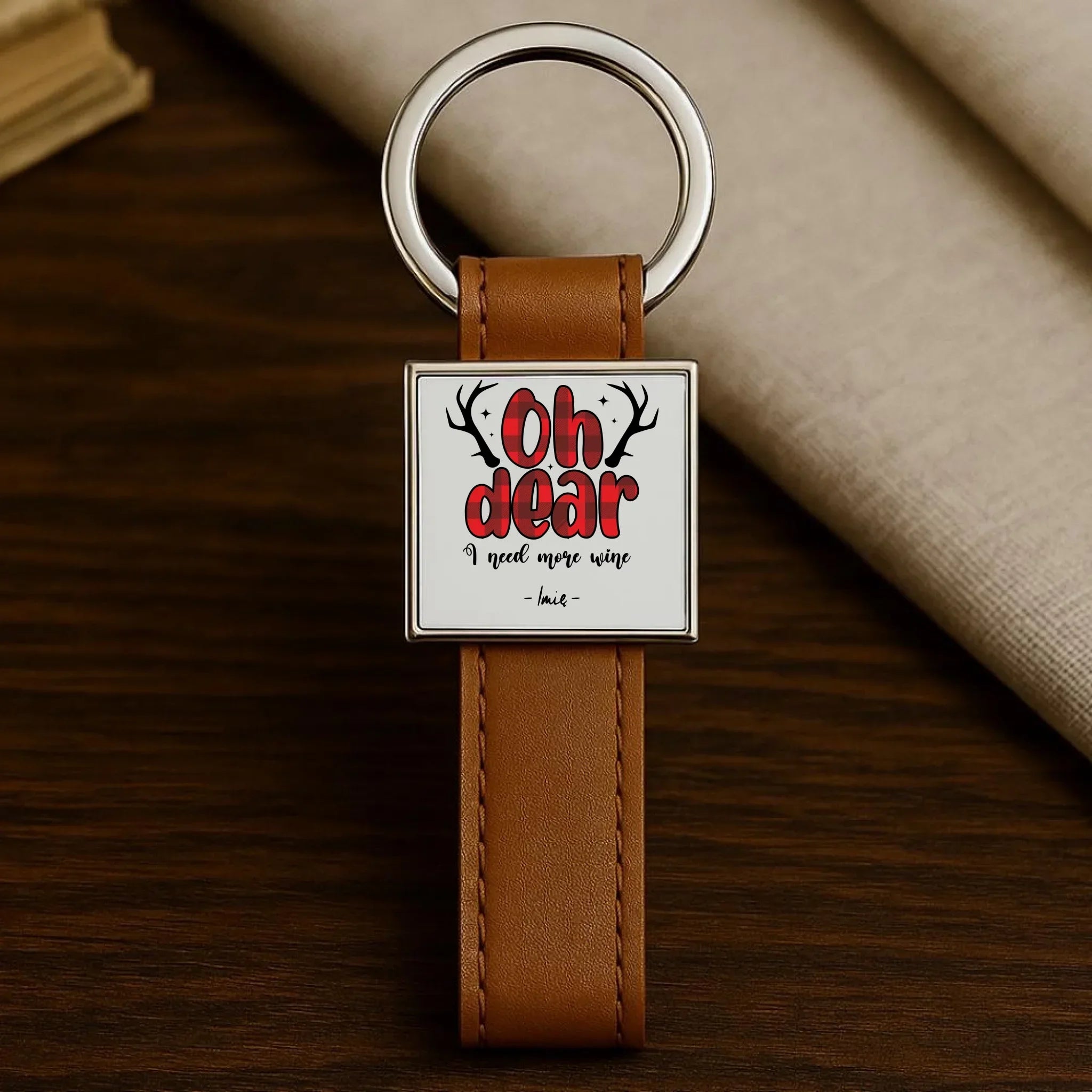 Brelok świąteczny - Oh dear I need more wine - personalizowany BN63 - StoryCups.pl