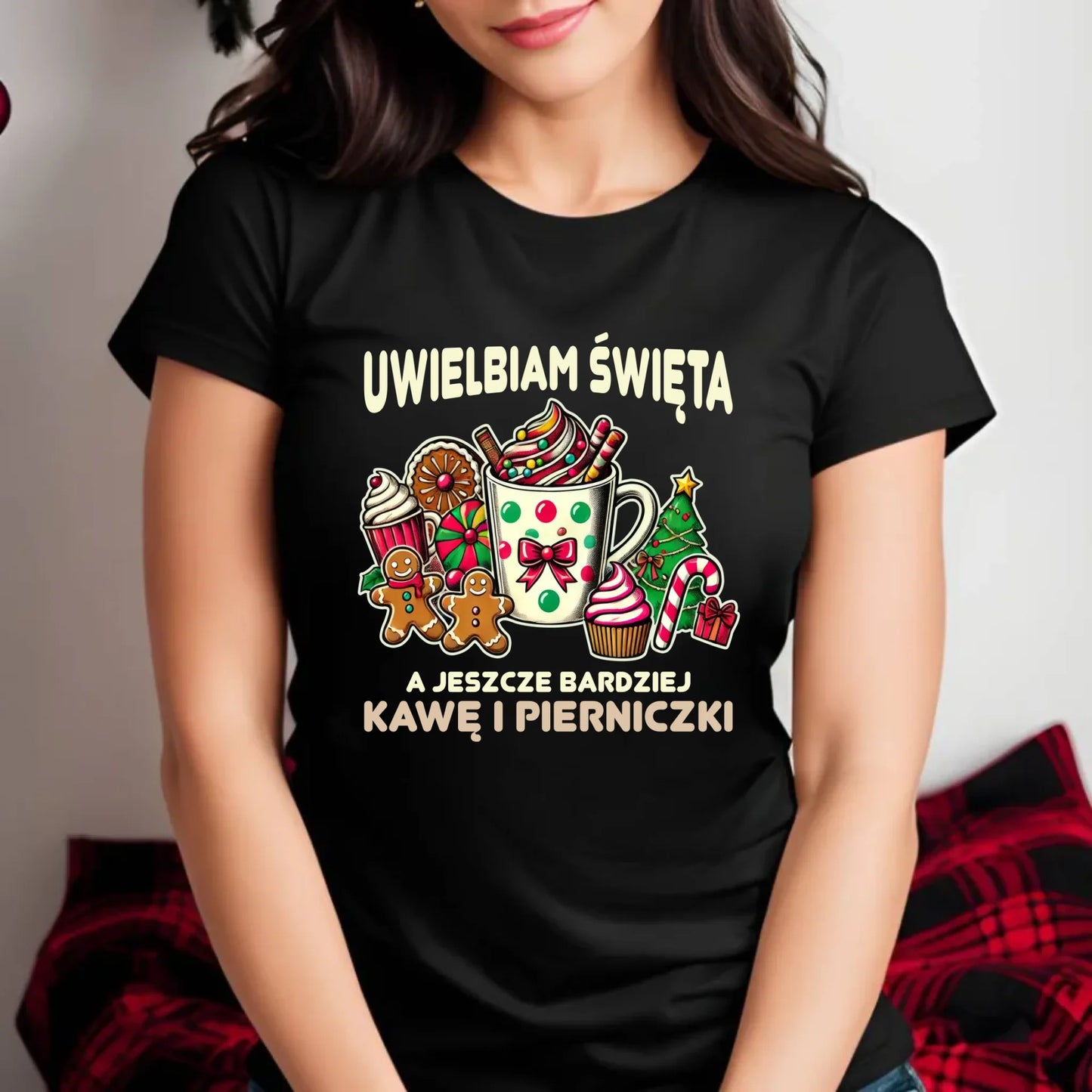 Koszulka damska świąteczna - Uwielbiam święta kawę i pierniczki BN47 - StoryCups.pl
