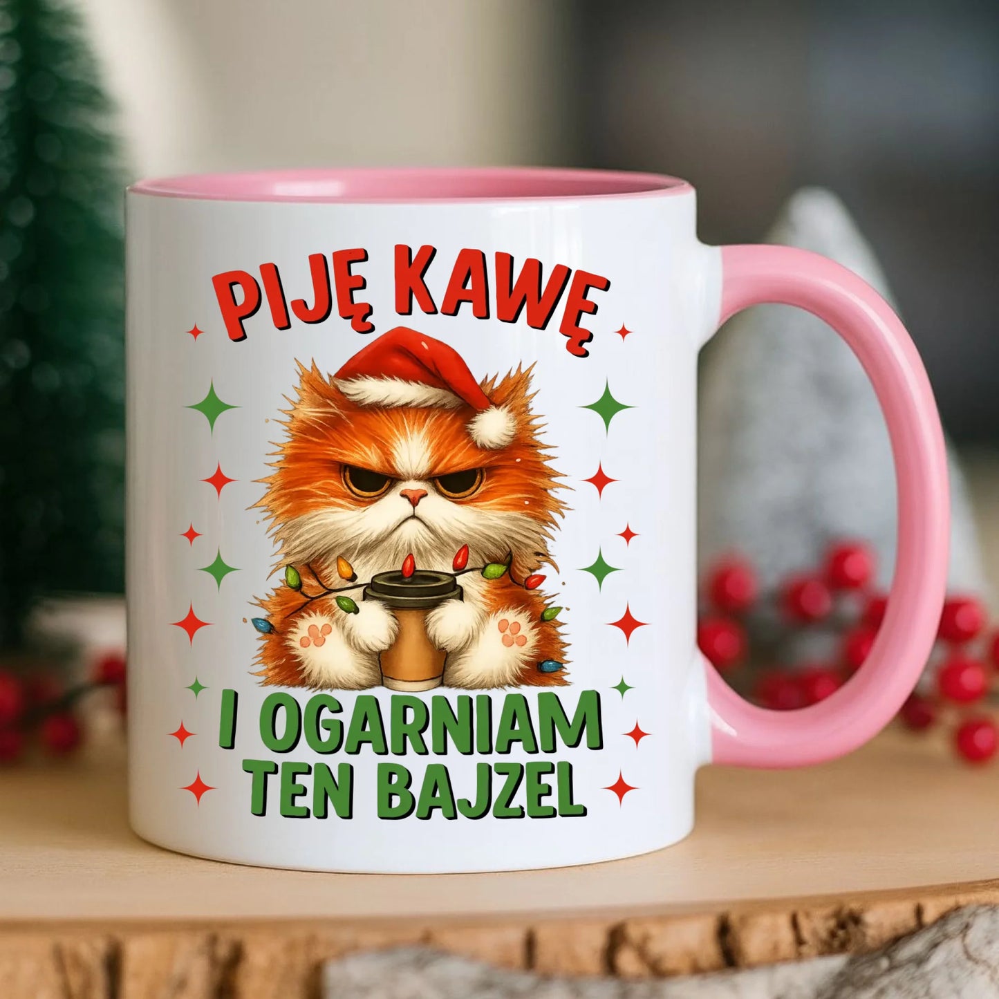 Kubek świąteczny - Kot Piję kawę i ogarniam ten bajzel BN39 - StoryCups.pl