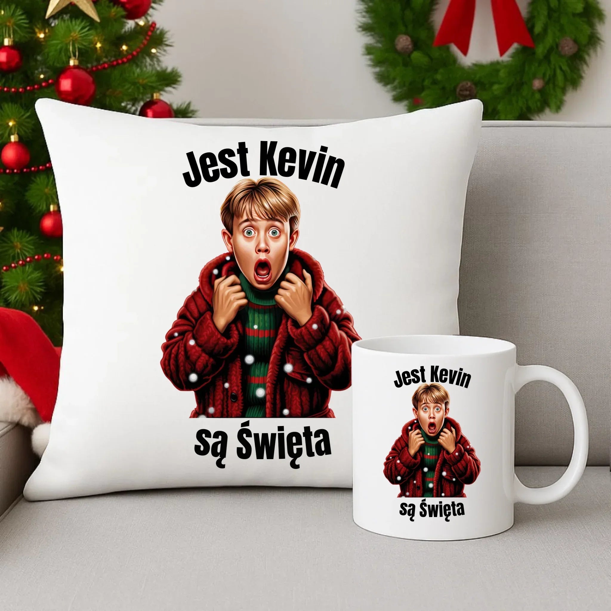 Zestaw poduszka i kubek świąteczny - Jest Kevin są święta BN27 - StoryCups.pl