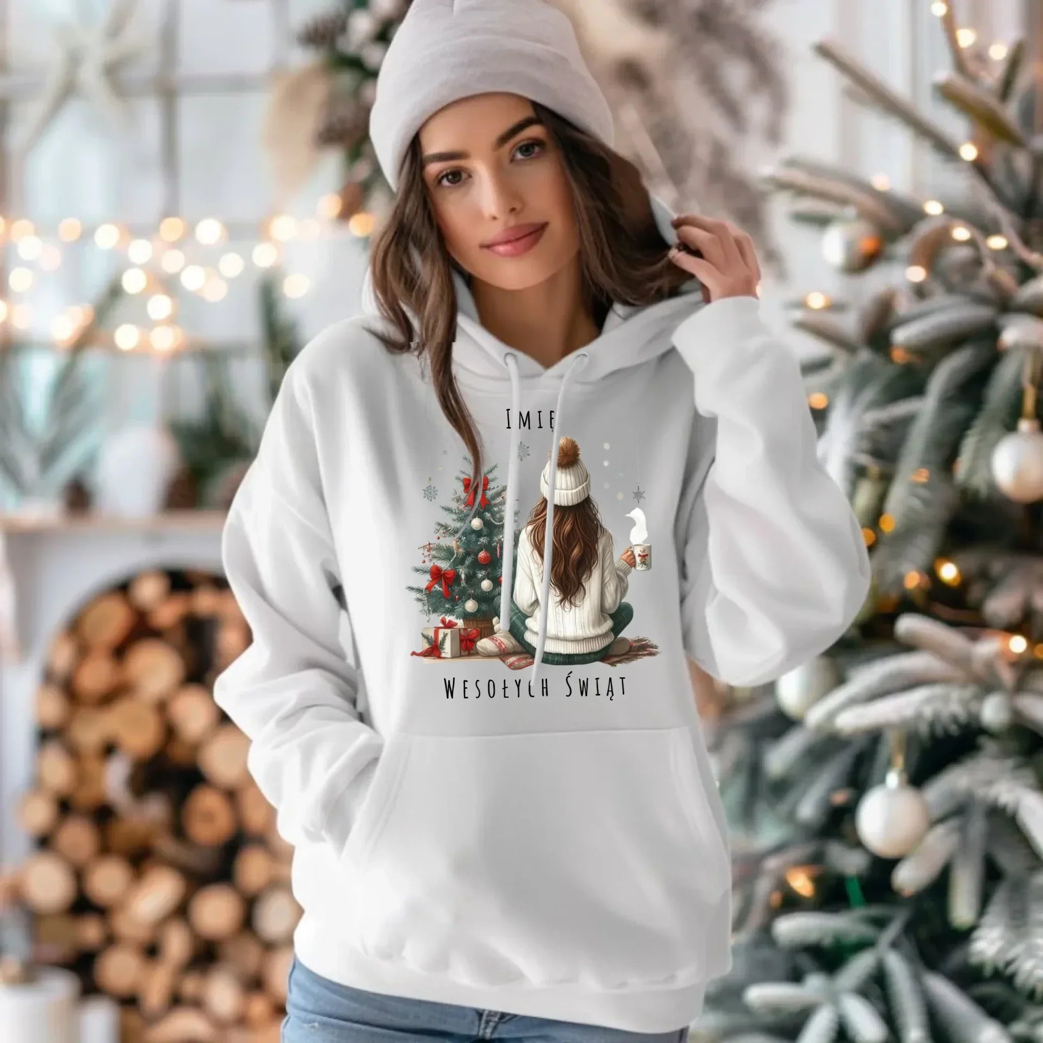 Bluza damska z kapturem świąteczna - Dziewczyna przy choince - personalizowana BN15 - StoryCups.pl