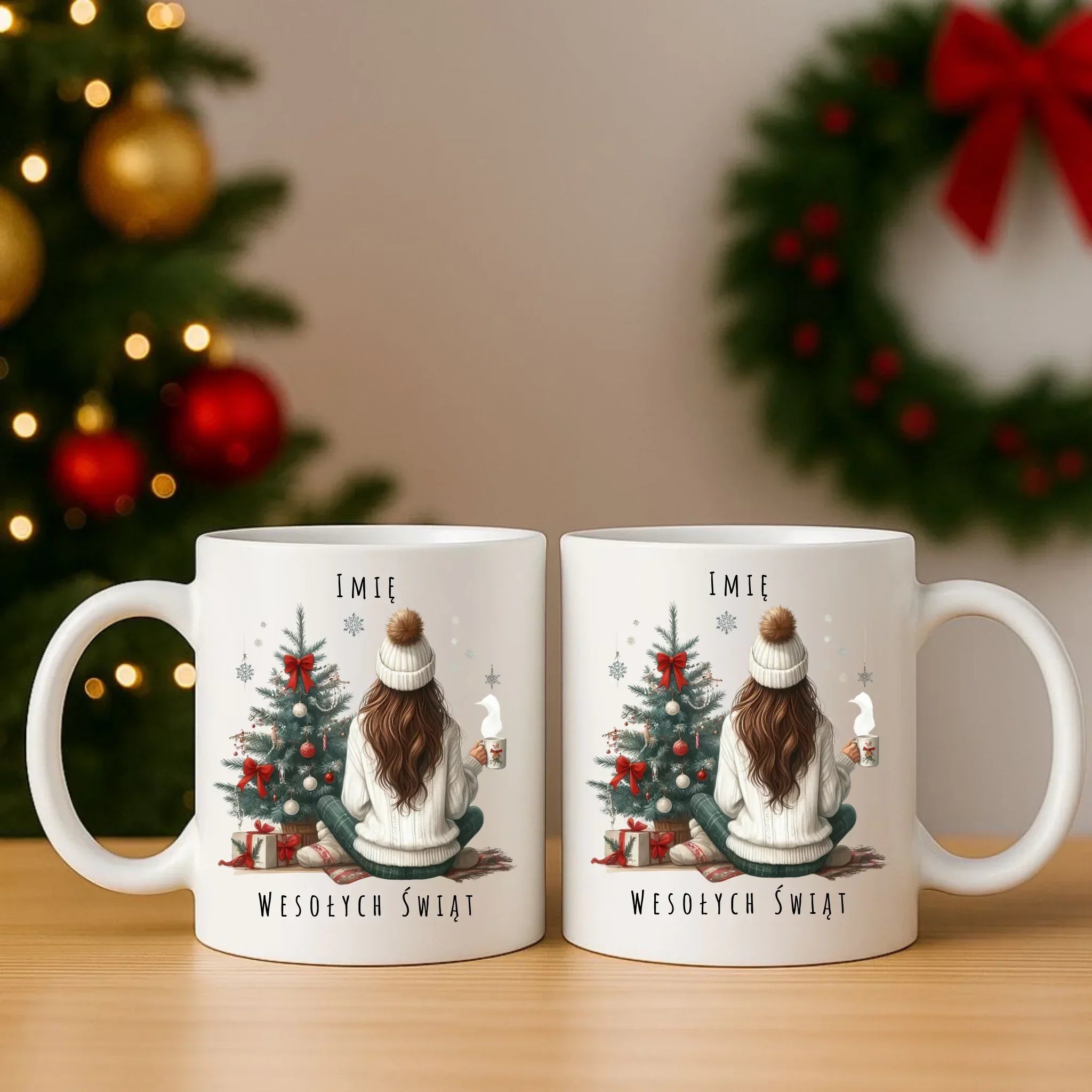 Zestaw poduszka i kubek świąteczny - Dziewczyna przy choince - personalizowany BN15 - StoryCups.pl