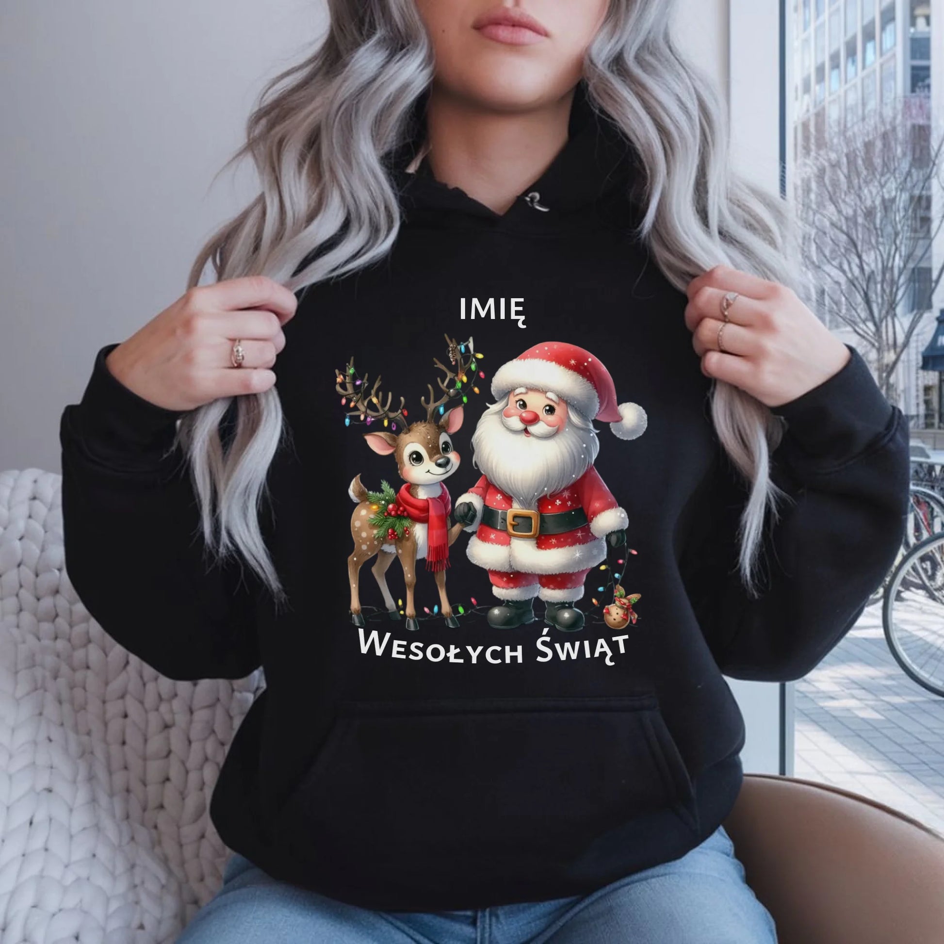 Bluza damska z kapturem świąteczna - Mikołaj z reniferem - personalizowana BN09 - StoryCups.pl
