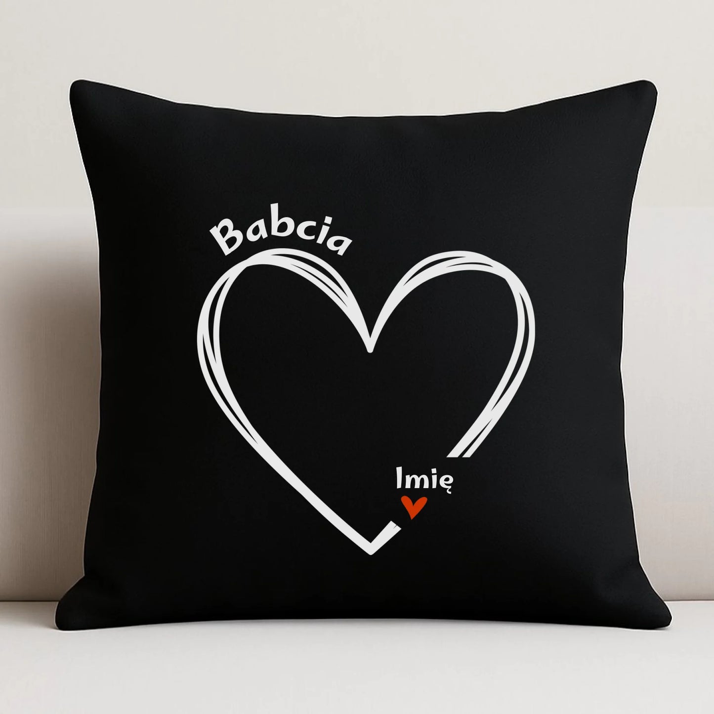 Poduszka dekoracyjna dla babci - Serce z imionami wnuków 1-7 - personalizowana B26 - StoryCups.pl
