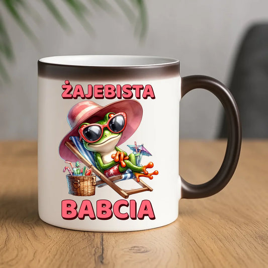 Kubek magiczny dla babci - Żajebista Babcia Żaba B27 - StoryCups.pl