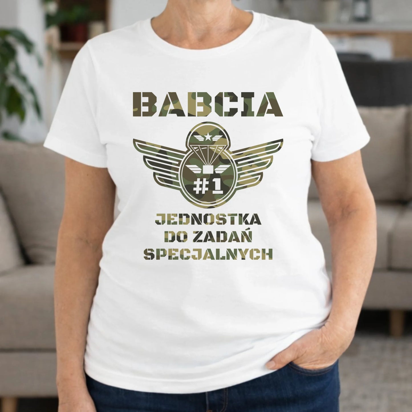 Koszulka dla babci - Babcia jednostka do zadań specjalnych B31 - StoryCups.pl
