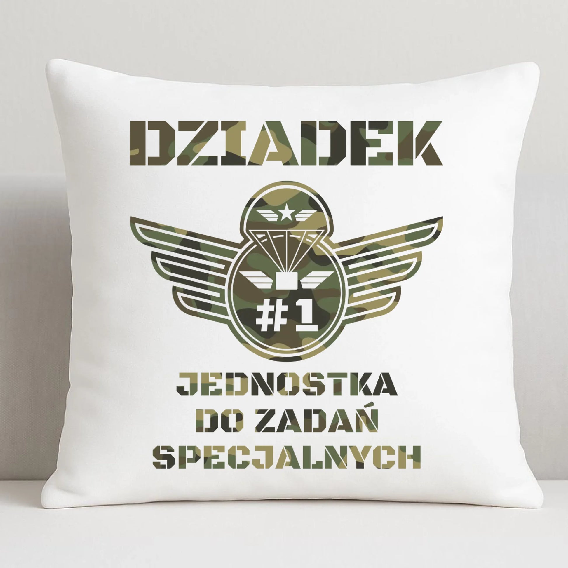 Poduszka dla dziadka - Dziadek jednostka do zadań specjalnych D31 - StoryCups.pl