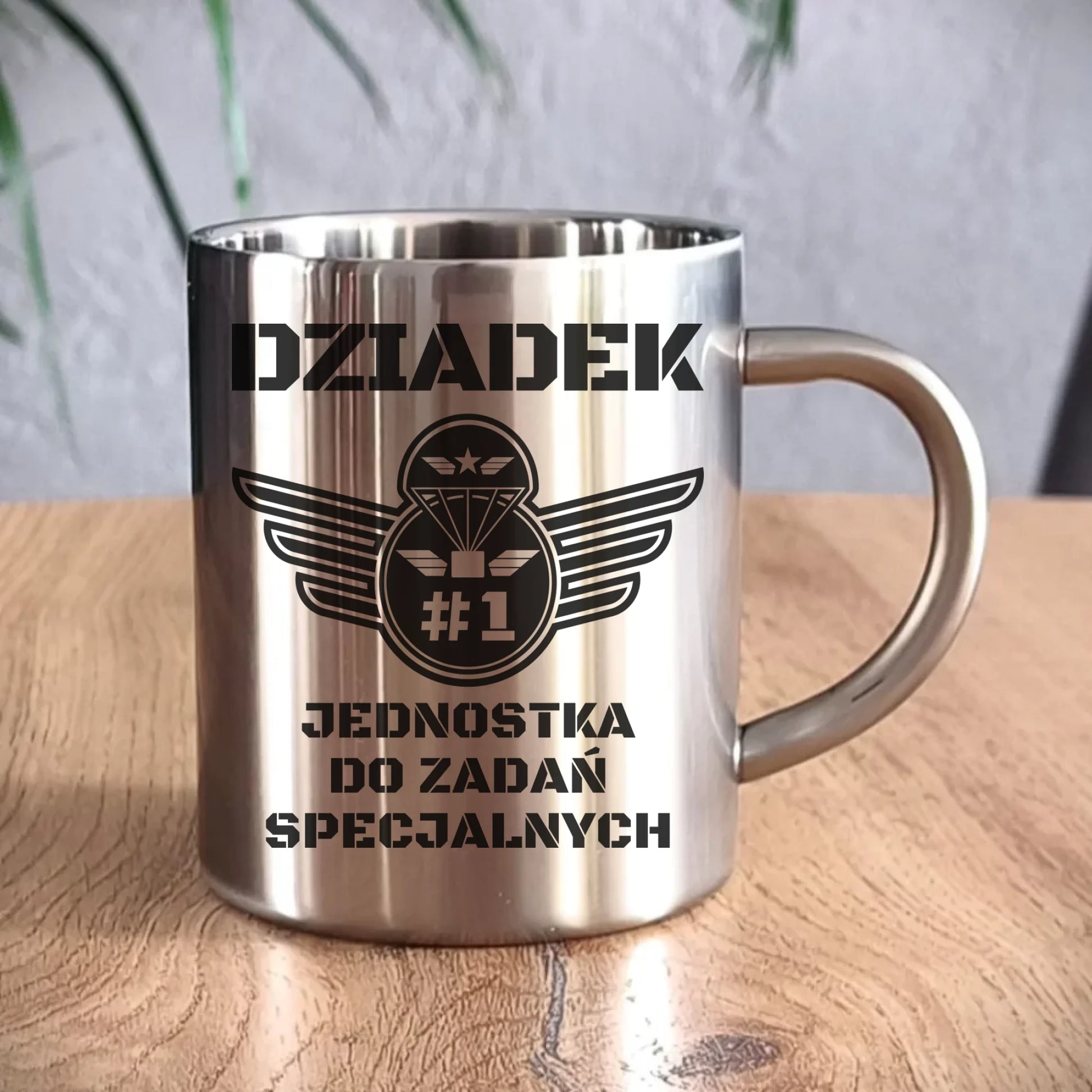 Kubek metalowy dla dziadka - Dziadek jednostka do zadań specjalnych D31 - StoryCups.pl