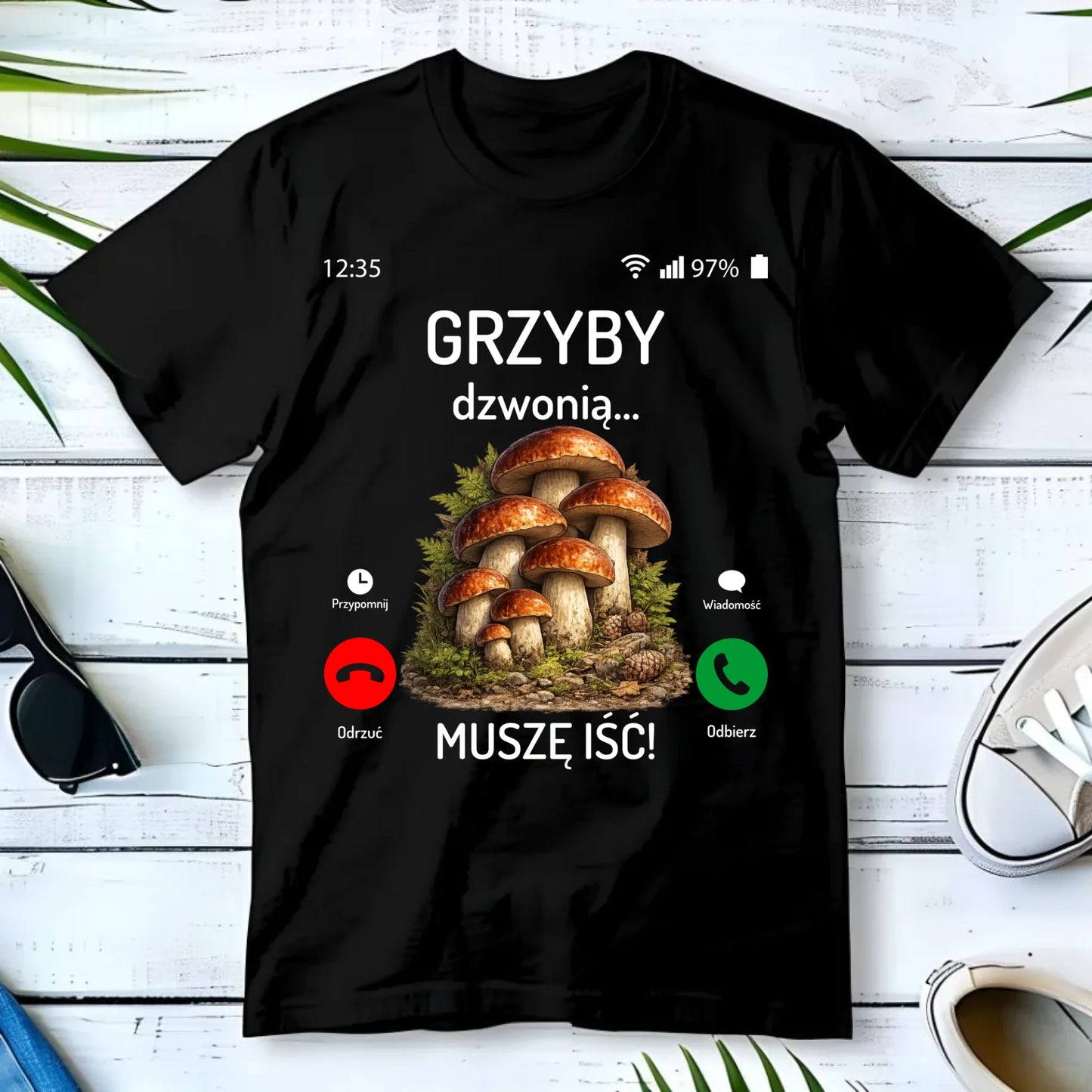 Koszulka dla dziadka grzybiarza - Grzyby dzwonią muszę iść D36 - StoryCups.pl