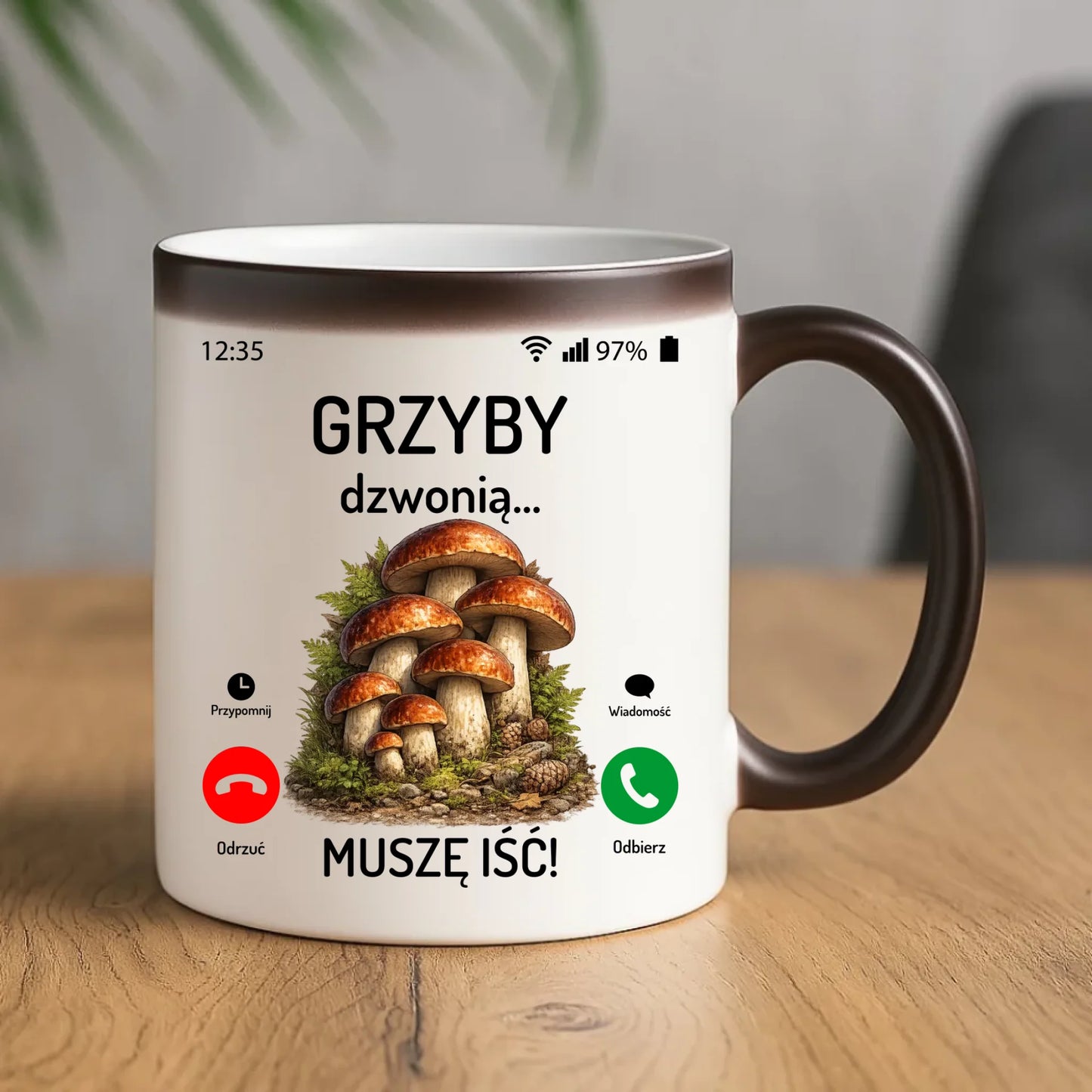 Kubek magiczny dla dziadka grzybiarza - Grzyby dzwonią muszę iść D36 - StoryCups.pl