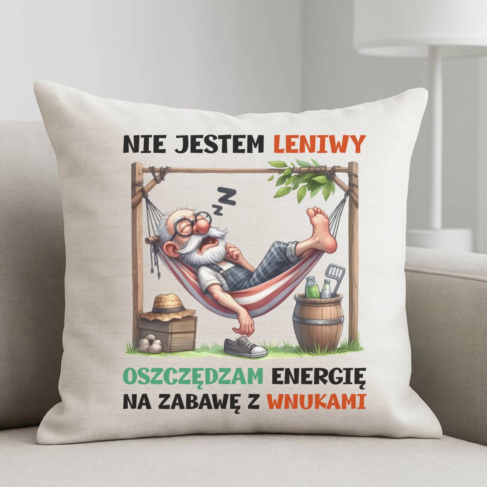 Poduszka dla dziadka - Nie jestem leniwy oszczędzam energię D39 - StoryCups.pl