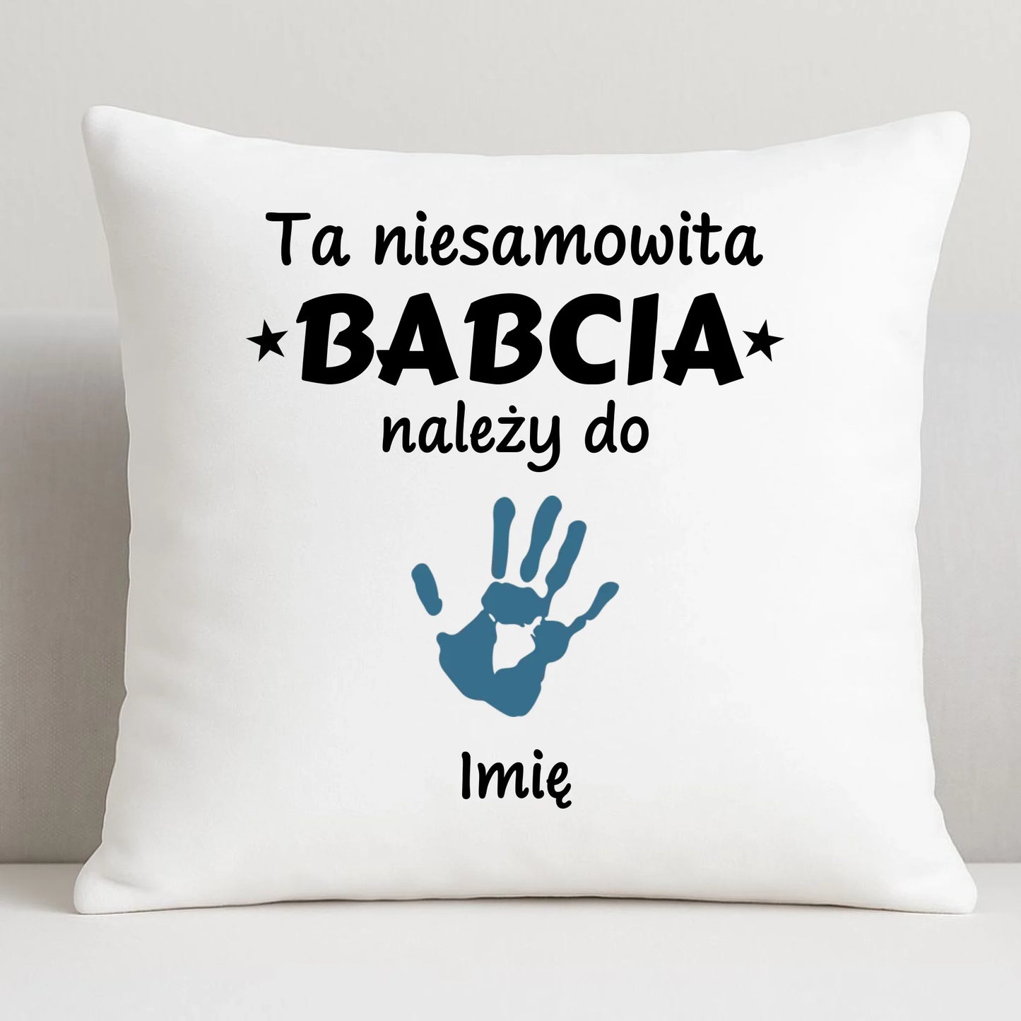 Poduszka dla babci - Babcia należy do wnuków 1–6 imion – personalizowana B33