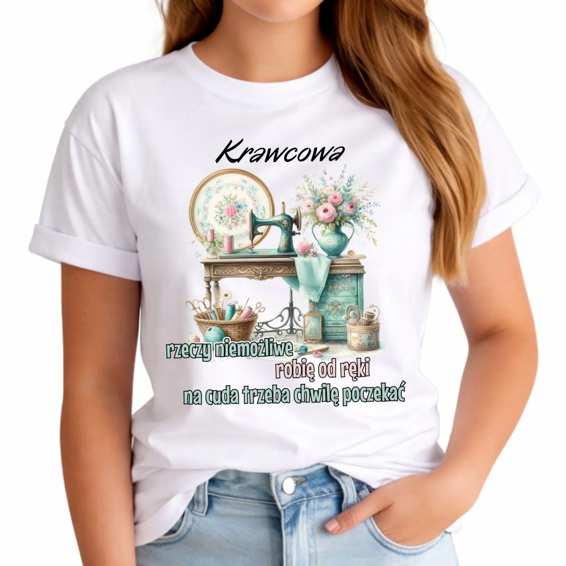 Koszulka damska szyciowa dla krawcowej - Rzeczy niemożliwe HS35 - StoryCups.pl