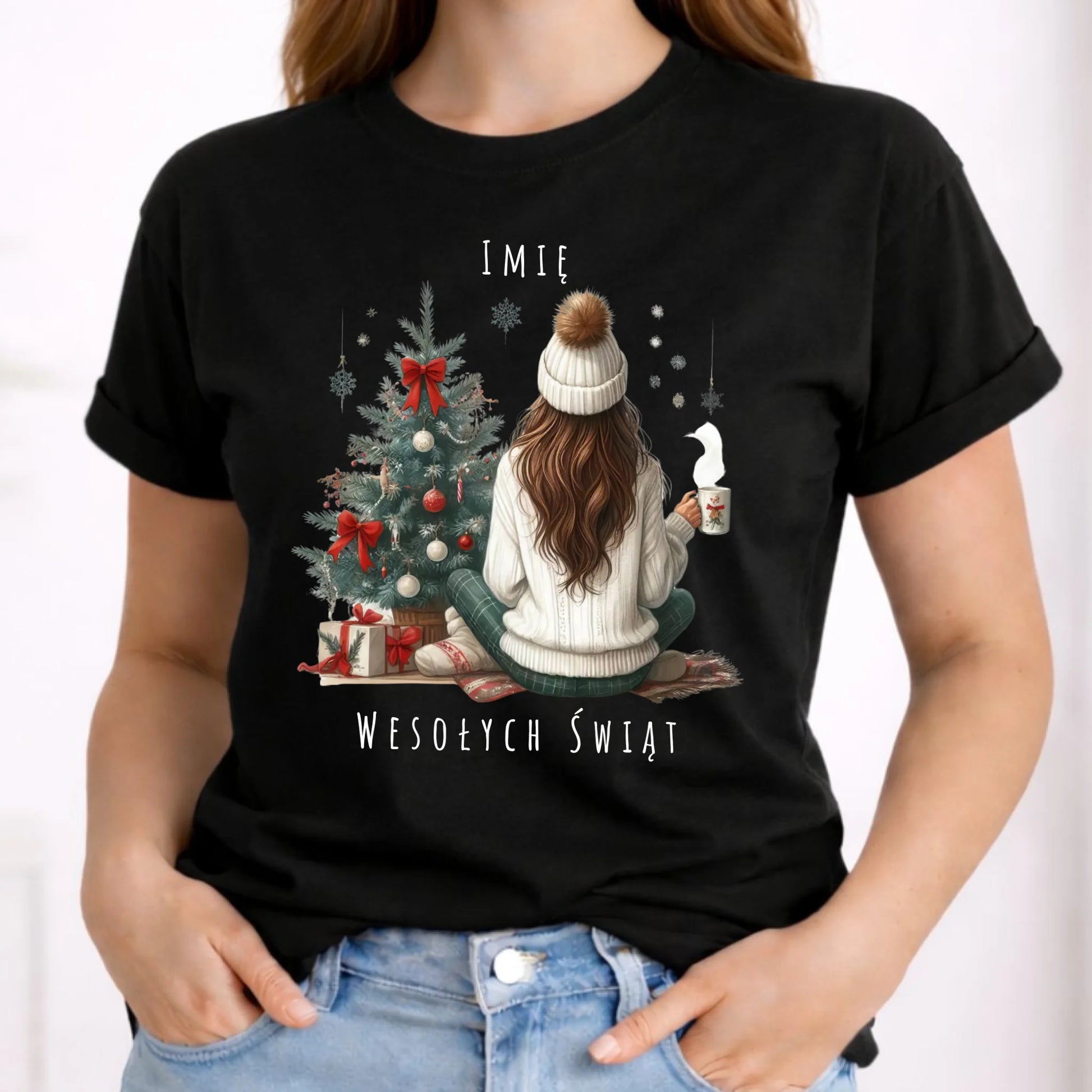 Koszulka damska świąteczna - Dziewczyna przy choince - personalizowana BN15 - StoryCups.pl