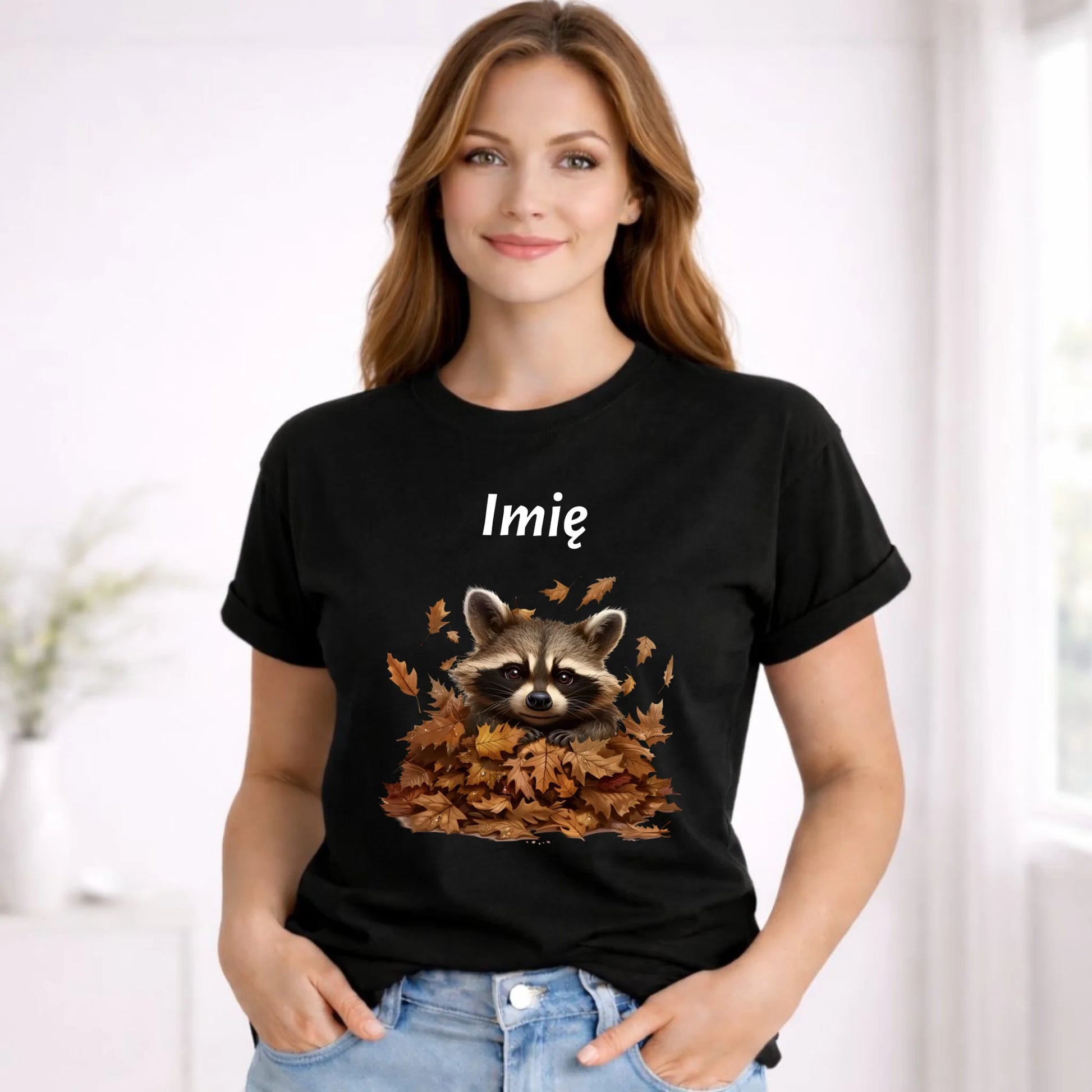 Koszulka damska jesienna - Szop w liściach - personalizowana JS24 - StoryCups.pl